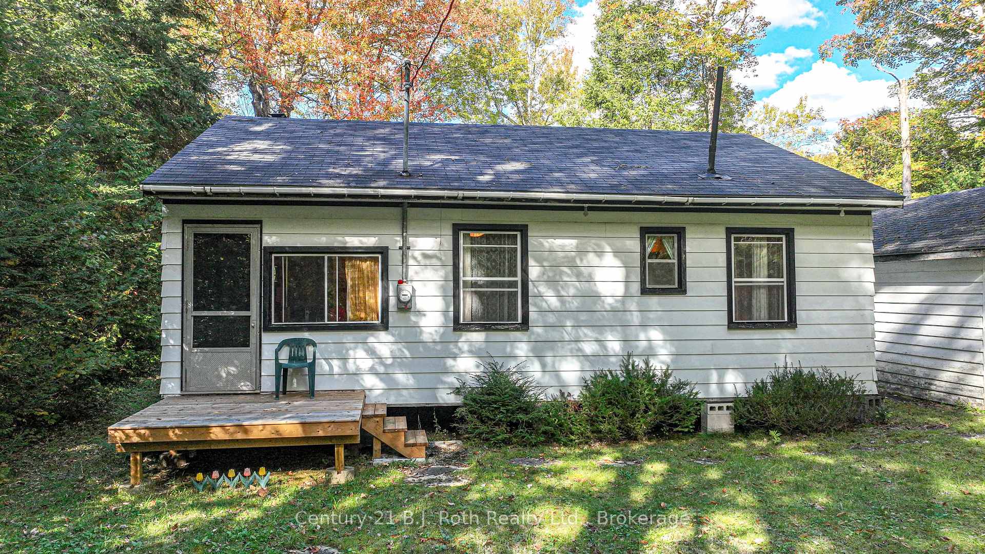 Photo of 6571 Pioneer Village Lane