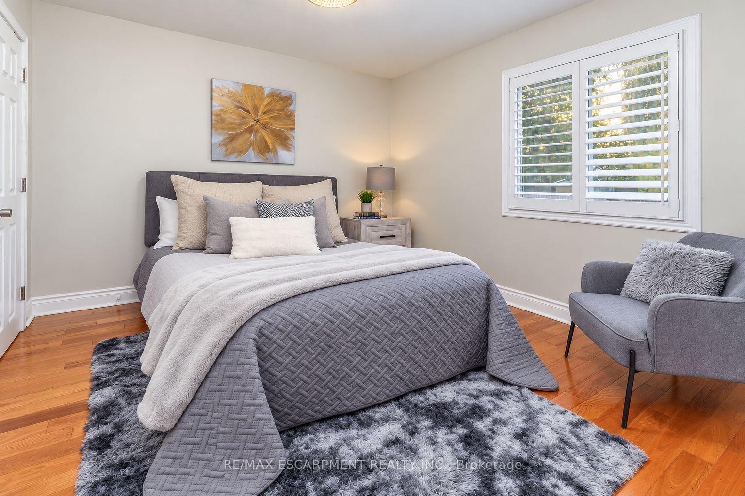 Photo 10 of 788 Upper Gage Avenue, Hamilton, Macassa — HOMEH