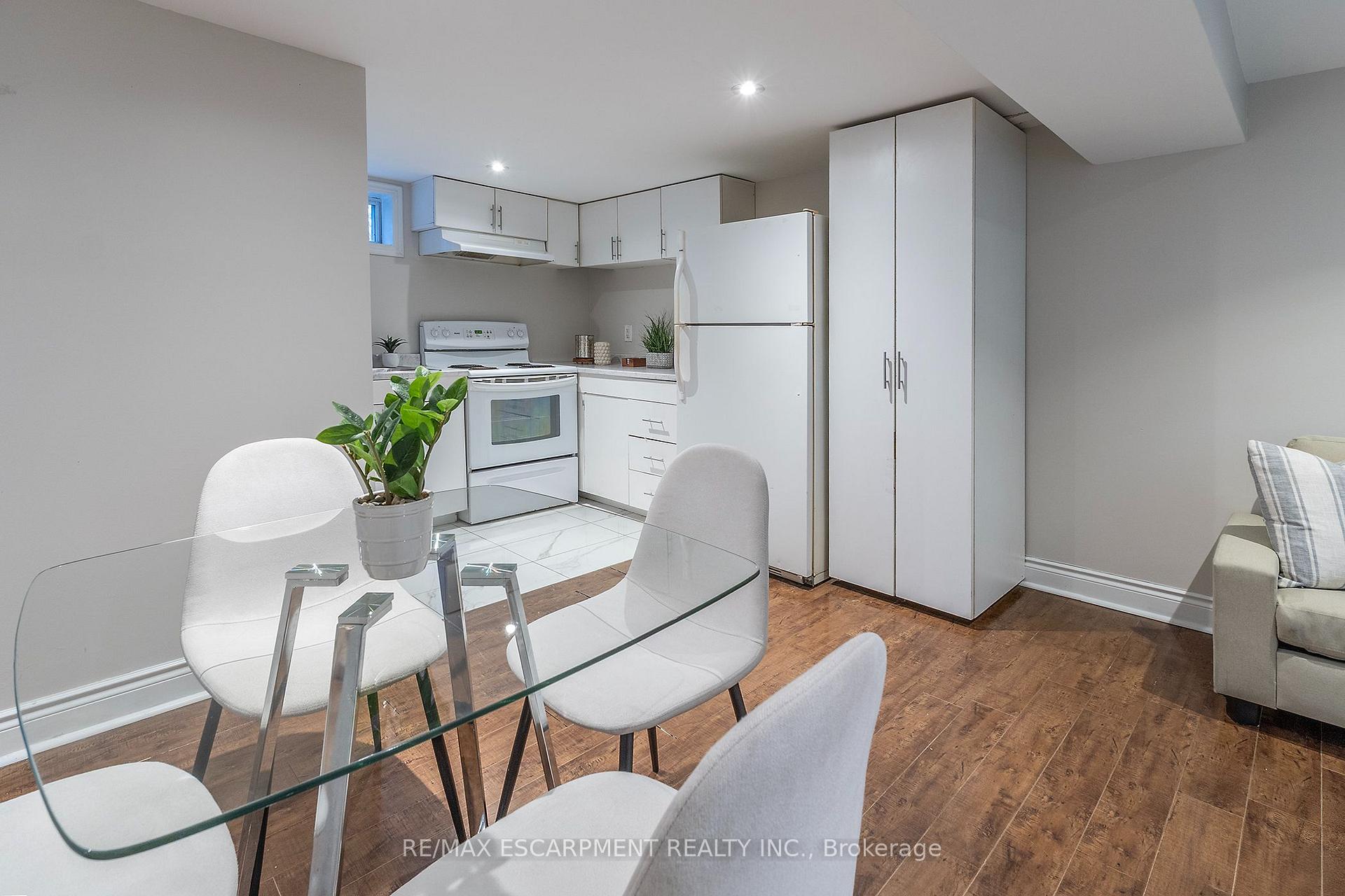 Photo 16 of 788 Upper Gage Avenue, Hamilton, Macassa — HOMEH