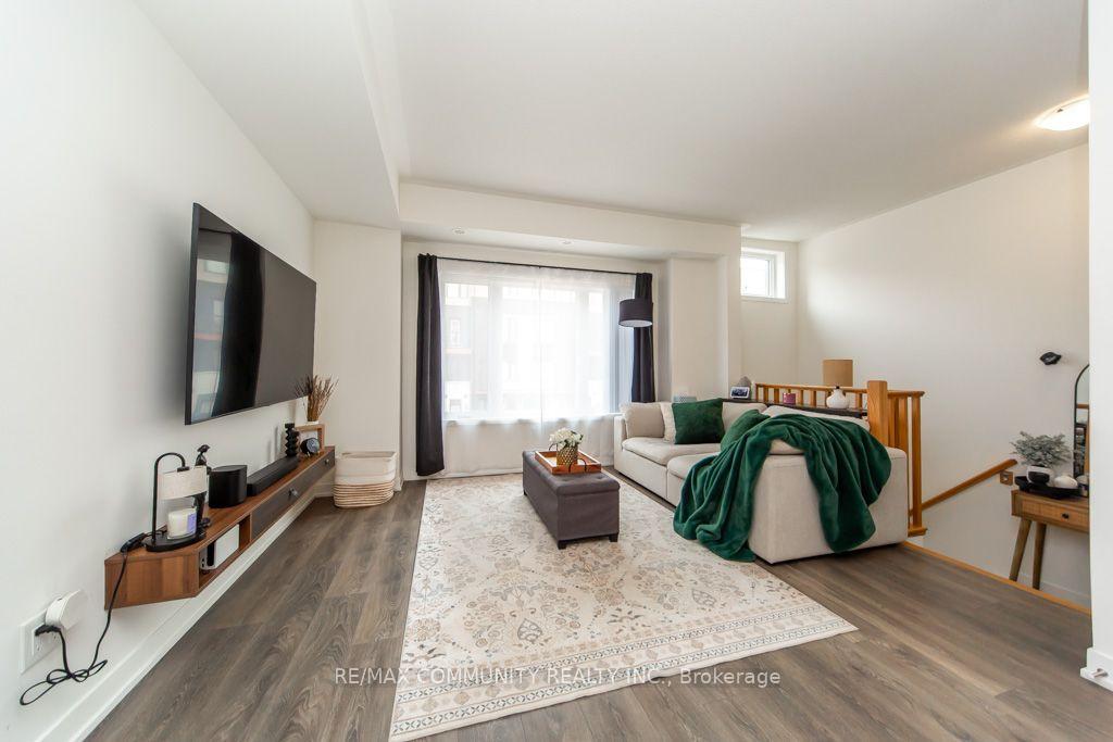 Photo 5 of Unit 103, 1525 Kingston Road, Pickering, Town Centre — HOMEH