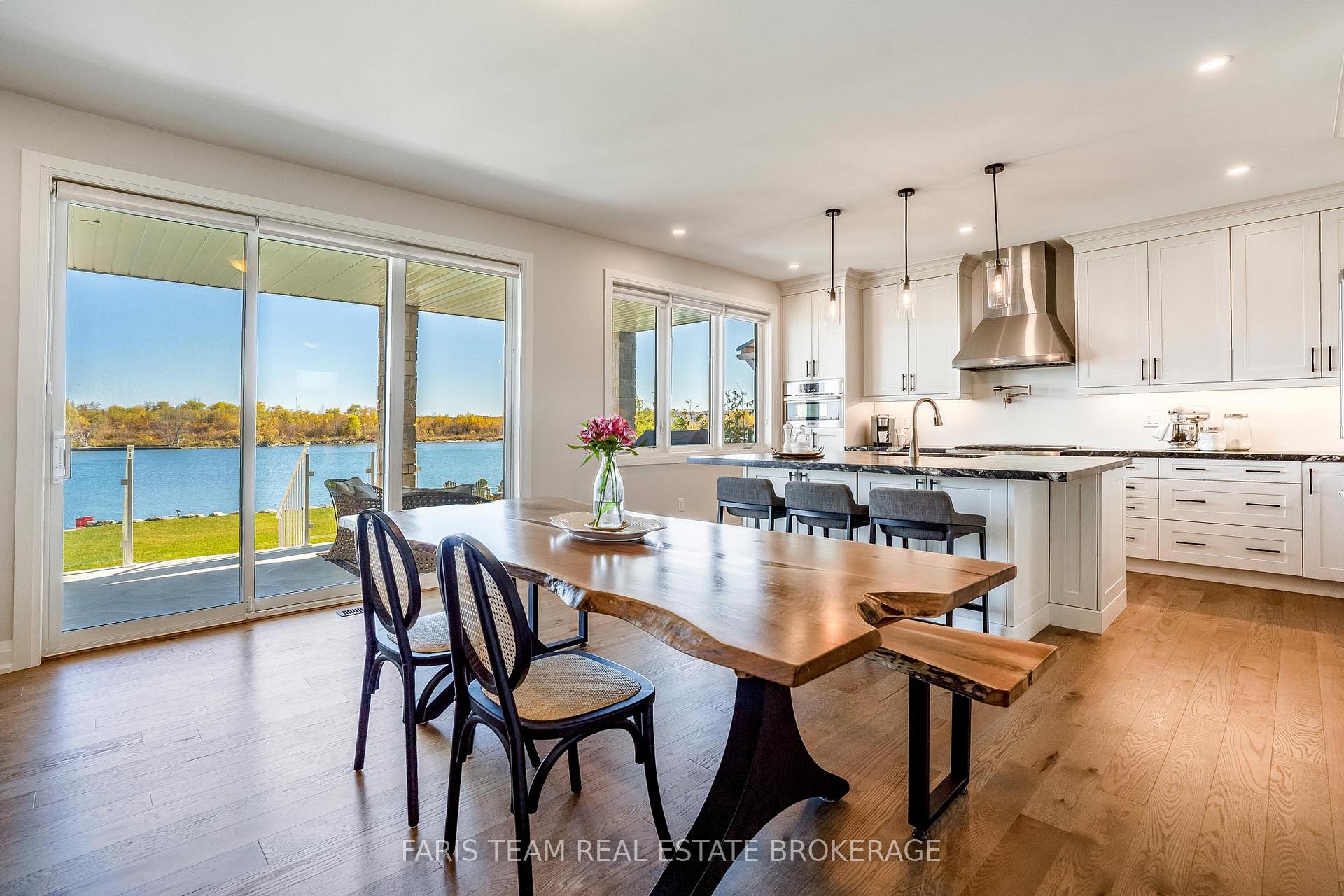 Photo 10 of 7 Dock Lane, Tay, Port McNicoll — HOMEH