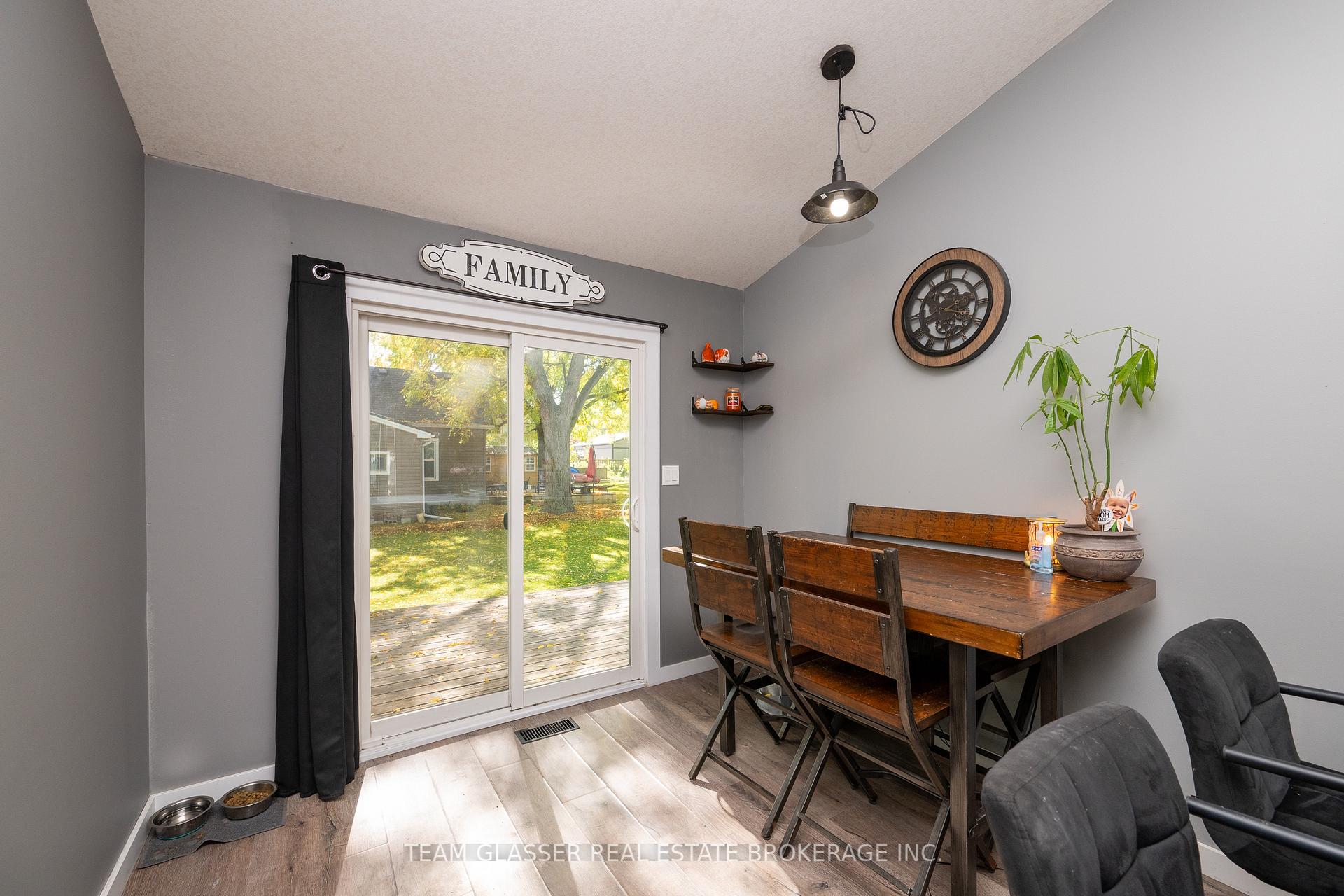Photo 12 of 301 Main Street, North Middlesex, Parkhill — HOMEH