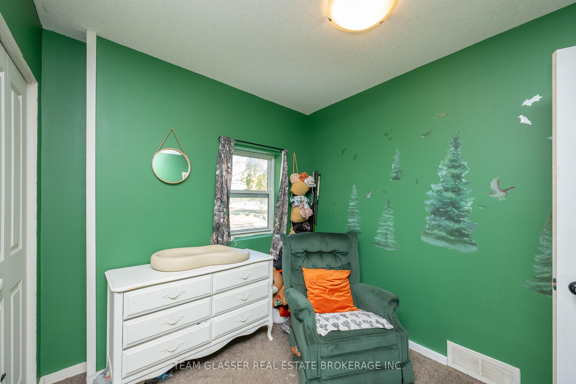 Photo 19 of 301 Main Street, North Middlesex, Parkhill — HOMEH