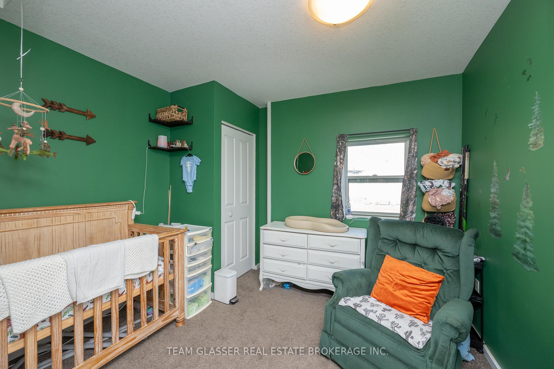 Photo 20 of 301 Main Street, North Middlesex, Parkhill — HOMEH