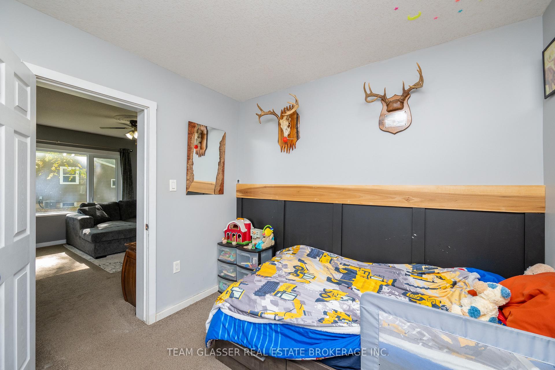 Photo 22 of 301 Main Street, North Middlesex, Parkhill — HOMEH