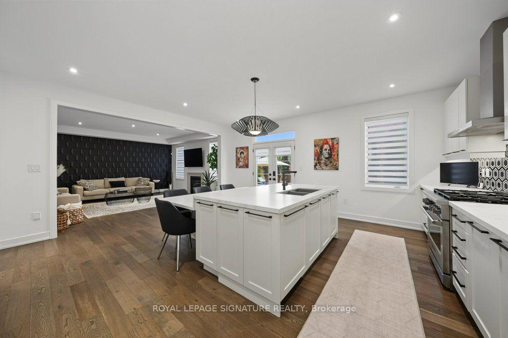 Photo 18 of 228 Reg Harrison Trail, Newmarket, Glenway Estates — HOMEH