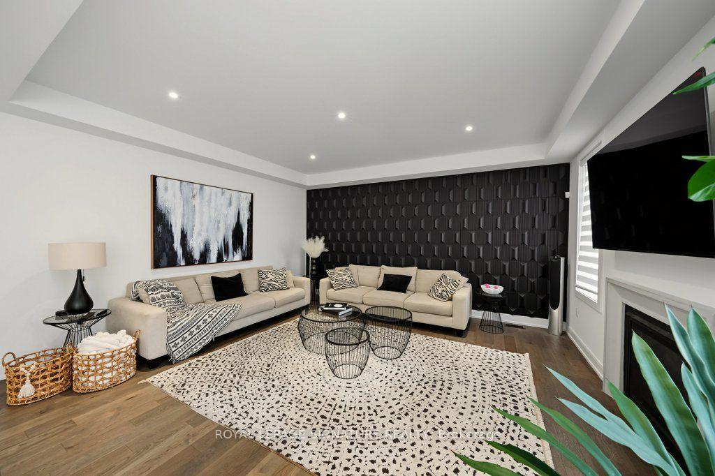 Photo 23 of 228 Reg Harrison Trail, Newmarket, Glenway Estates — HOMEH