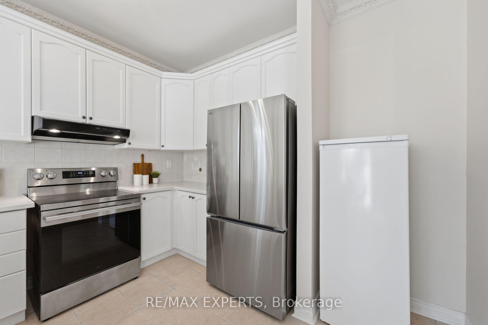 Photo 18 of 1 Cetona Avenue, Vaughan, Vellore Village — HOMEH