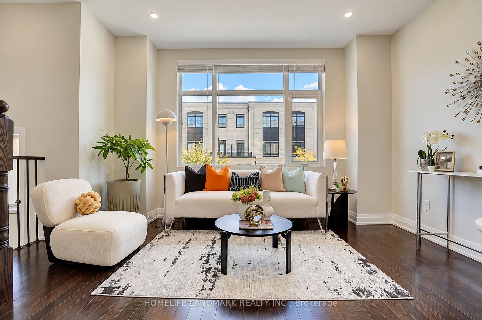 Photo 8 of 70 William Saville Street, Markham, Unionville — HOMEH