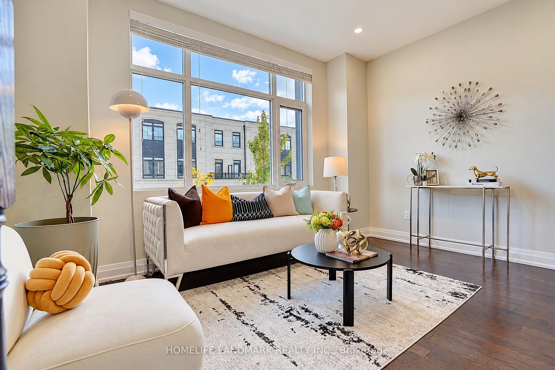 Photo 9 of 70 William Saville Street, Markham, Unionville — HOMEH