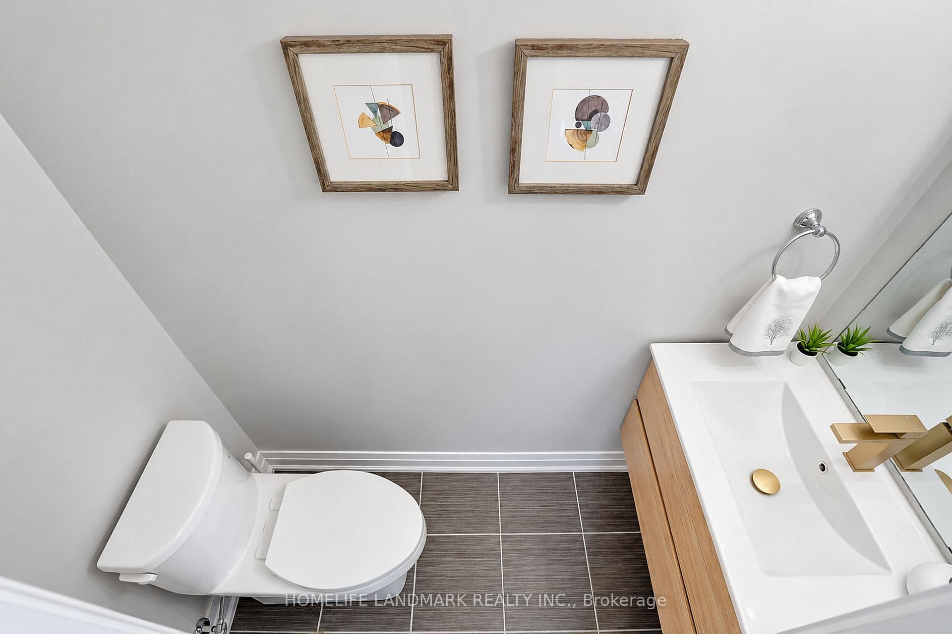 Photo 31 of 70 William Saville Street, Markham, Unionville — HOMEH