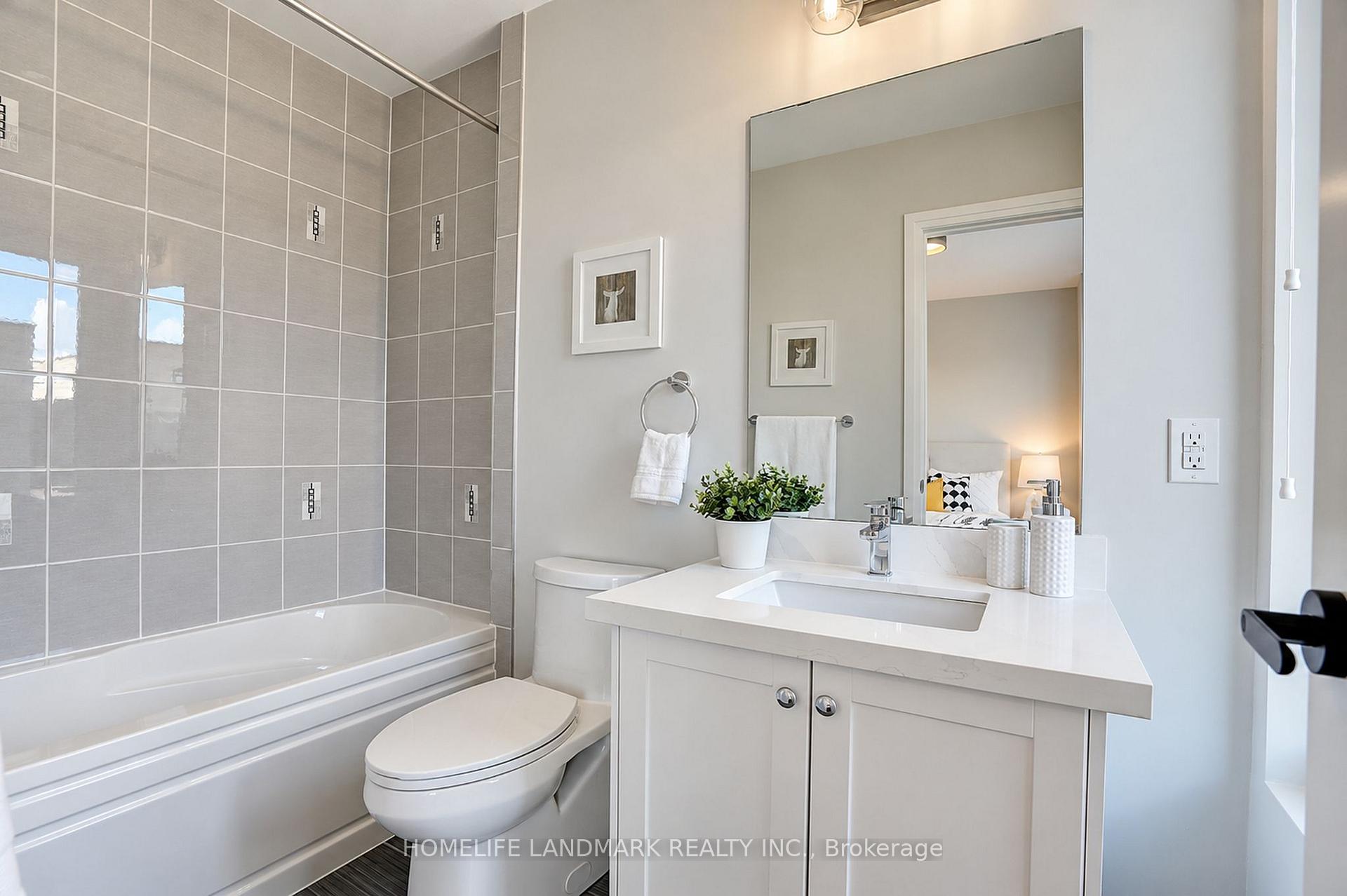 Photo 35 of 70 William Saville Street, Markham, Unionville — HOMEH
