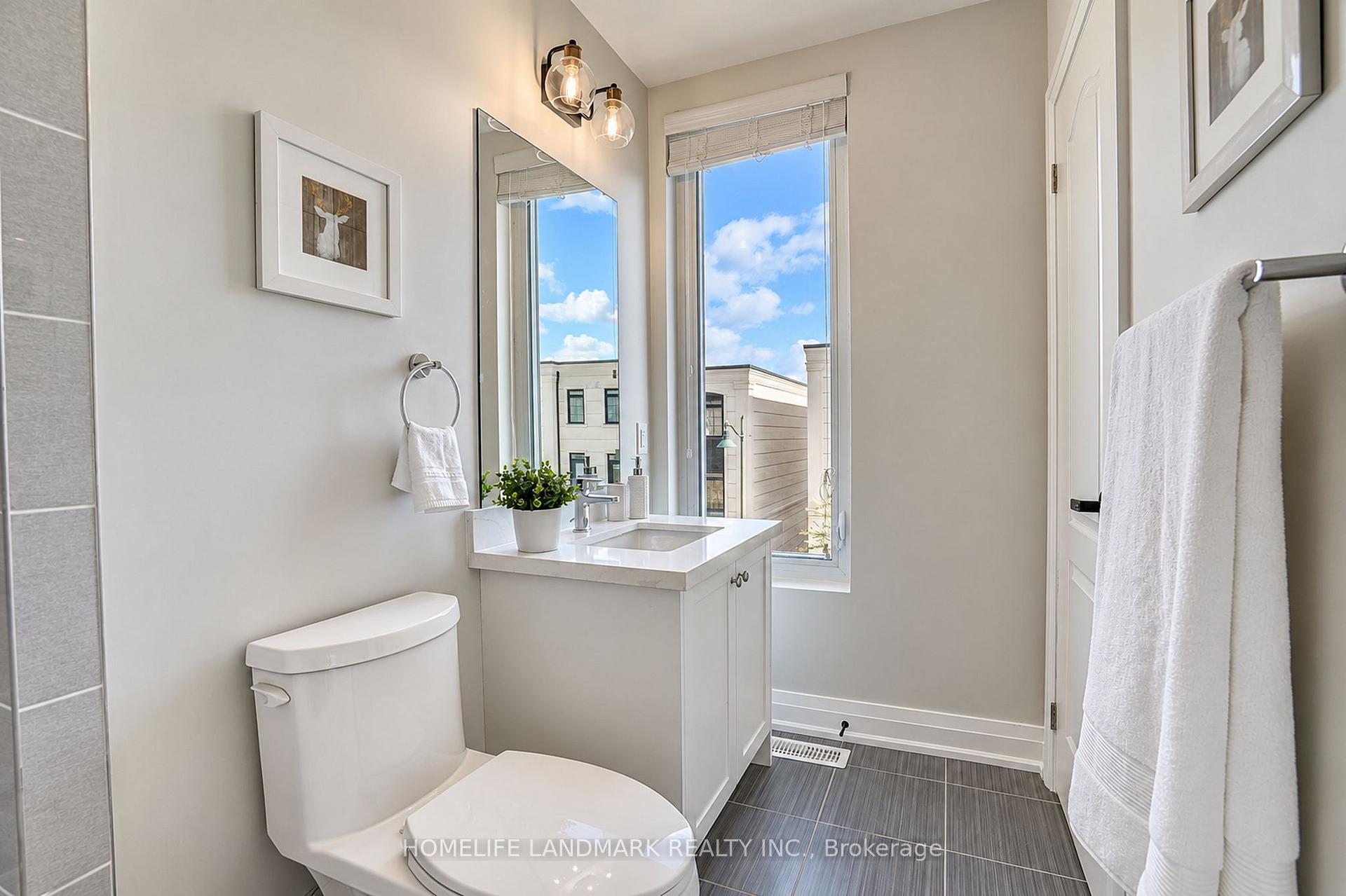 Photo 36 of 70 William Saville Street, Markham, Unionville — HOMEH