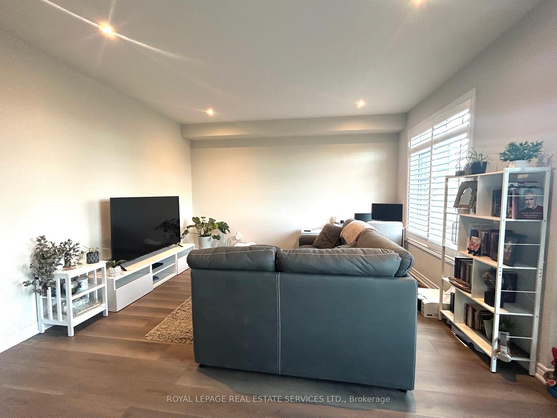 Photo 6 of Unit 17, 288 Glover Road, Hamilton, Stoney Creek — HOMEH