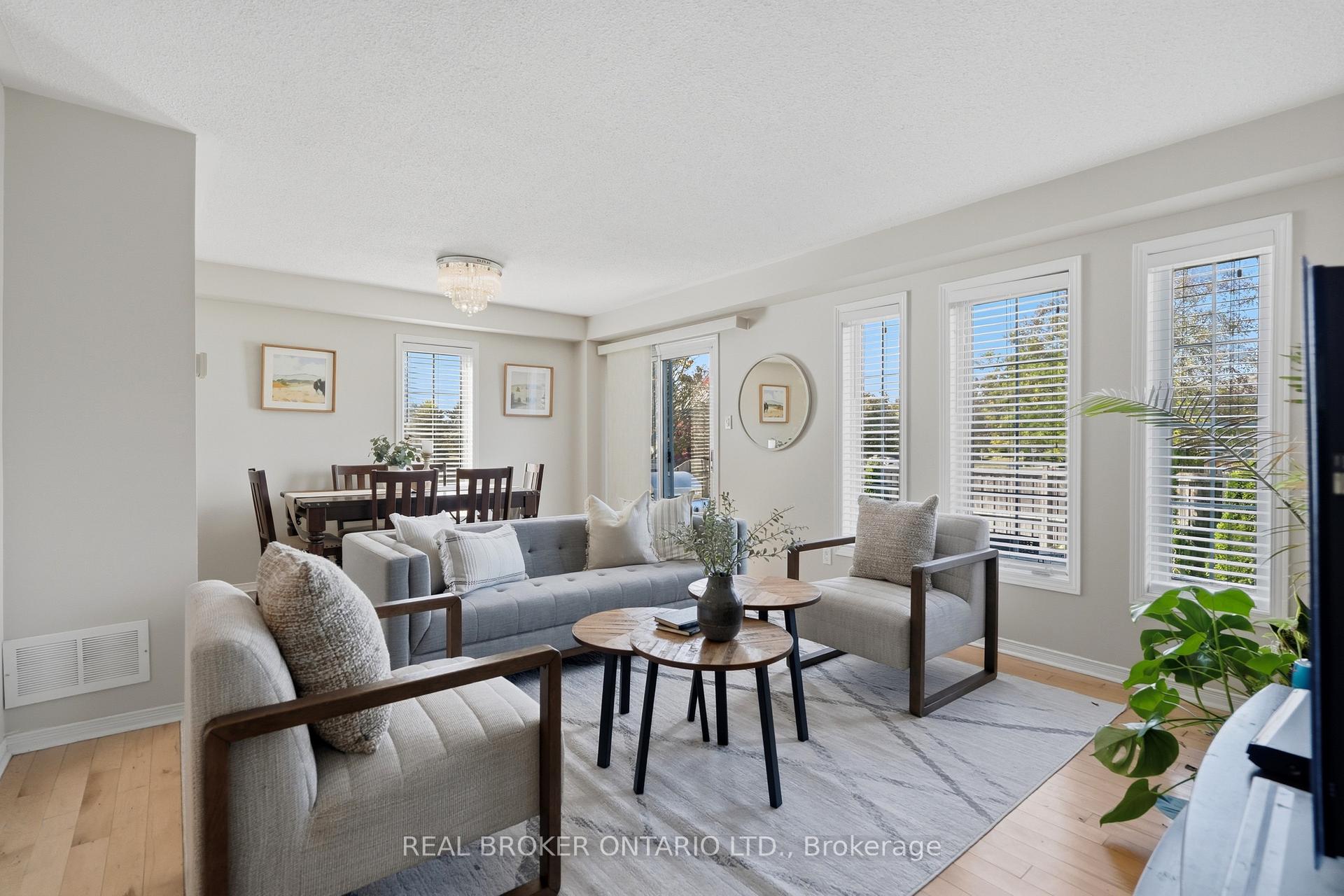 Photo 14 of 148 Rockhaven Lane, Hamilton, Waterdown — HOMEH
