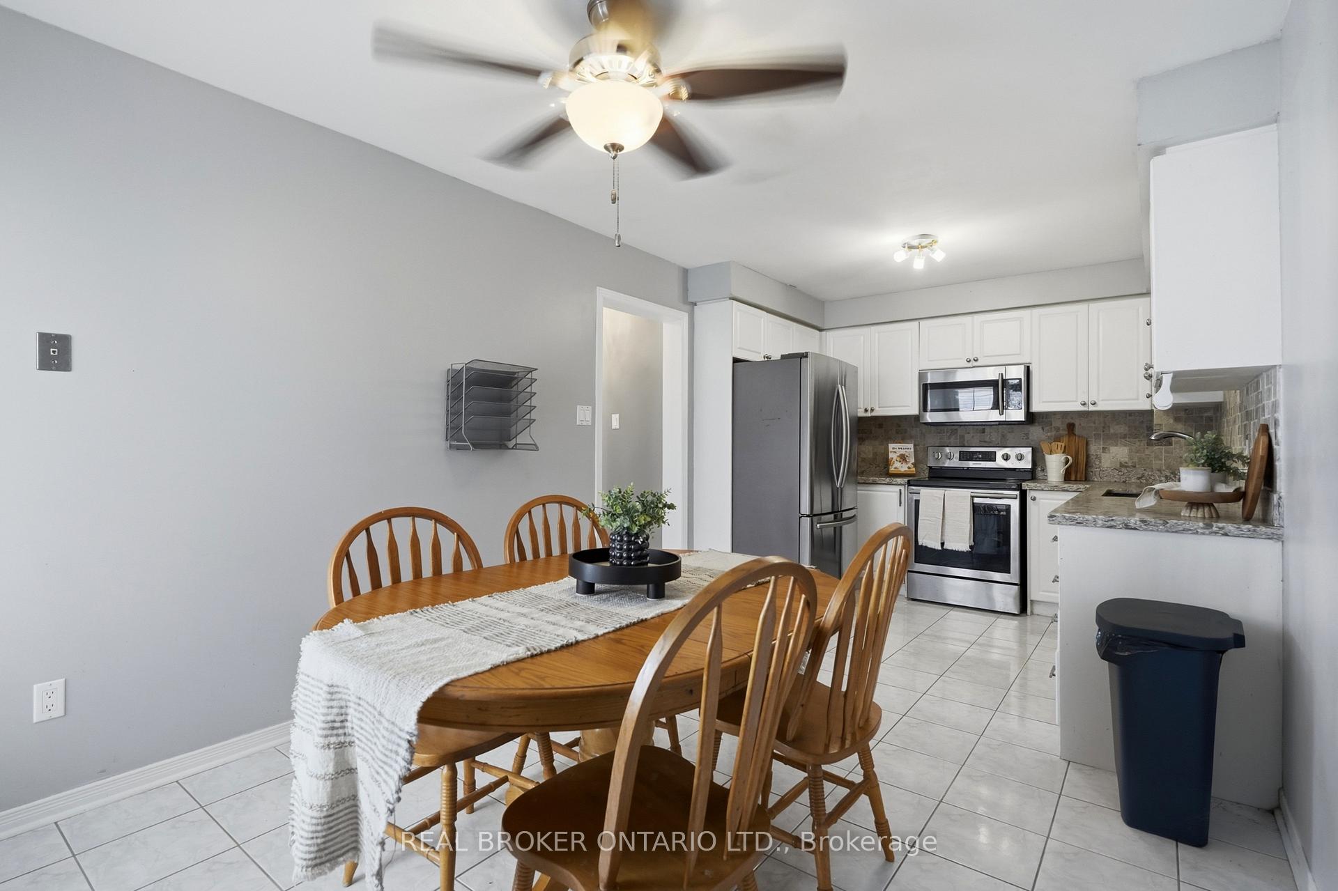 Photo 20 of 148 Rockhaven Lane, Hamilton, Waterdown — HOMEH