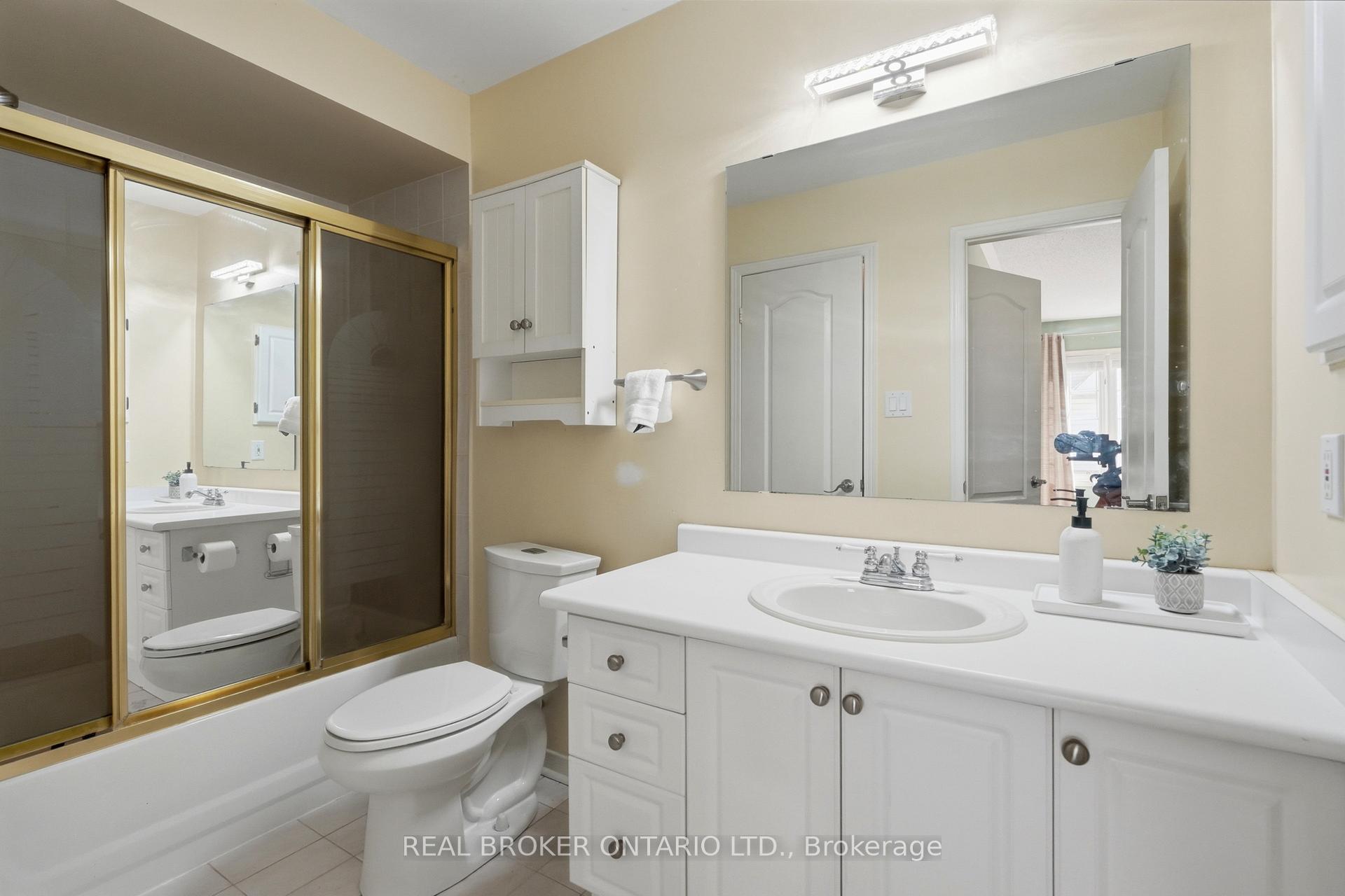 Photo 30 of 148 Rockhaven Lane, Hamilton, Waterdown — HOMEH