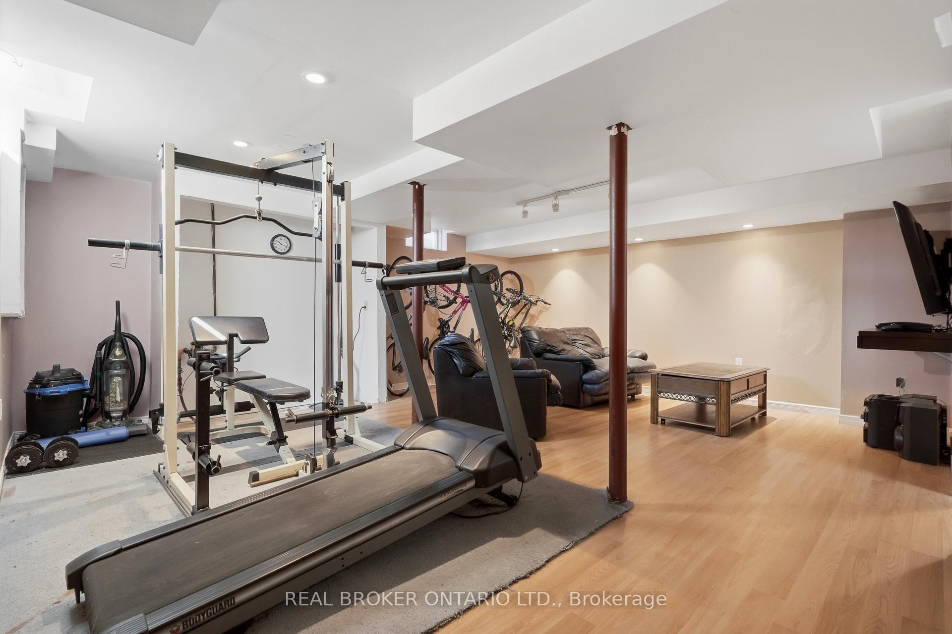 Photo 37 of 148 Rockhaven Lane, Hamilton, Waterdown — HOMEH