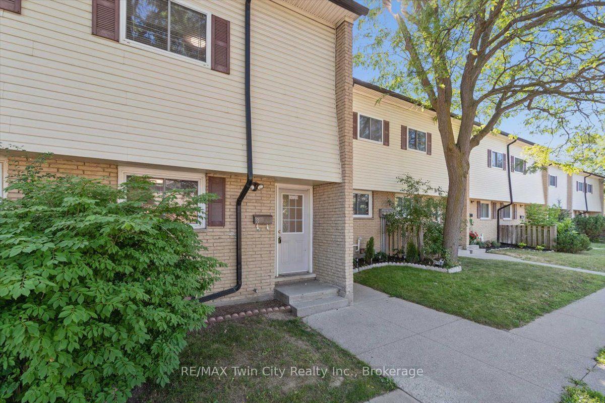 Photo 3 of Unit 8, 211 Veronica Drive, Kitchener, Centreville Chicopee — HOMEH