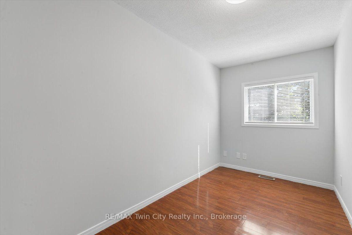 Photo 12 of Unit 8, 211 Veronica Drive, Kitchener, Centreville Chicopee — HOMEH