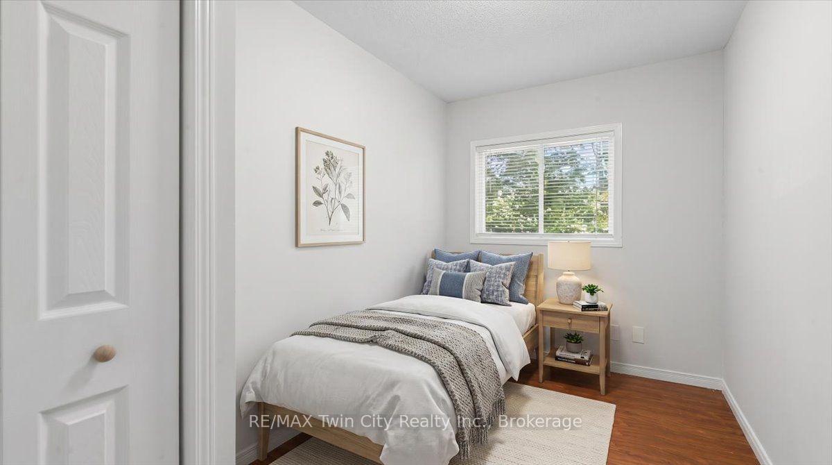 Photo 13 of Unit 8, 211 Veronica Drive, Kitchener, Centreville Chicopee — HOMEH
