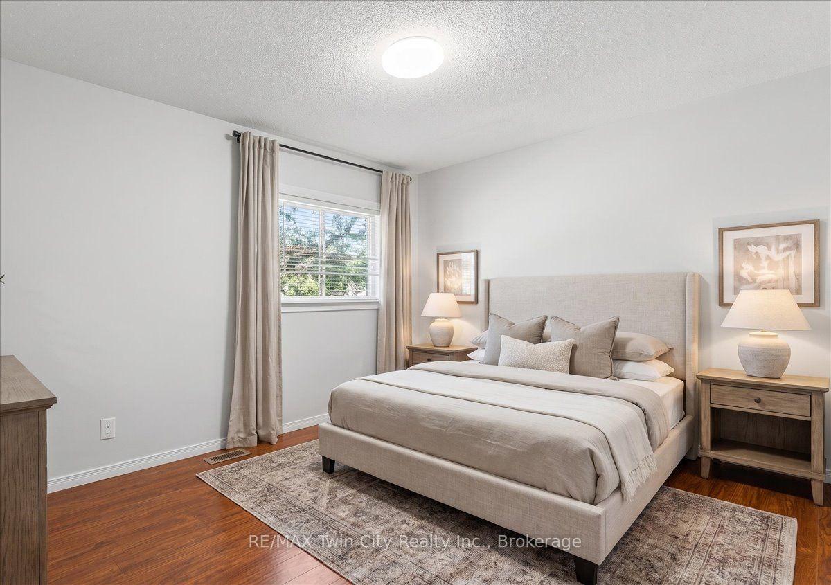 Photo 16 of Unit 8, 211 Veronica Drive, Kitchener, Centreville Chicopee — HOMEH