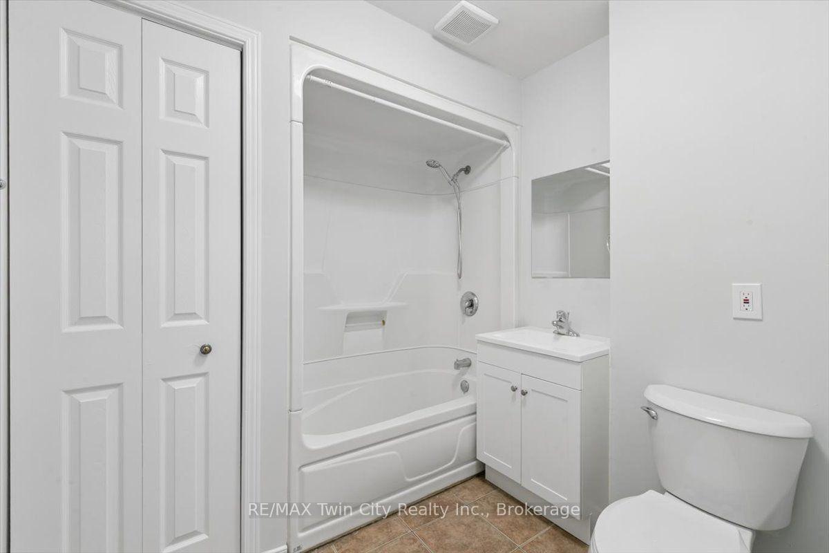 Photo 19 of Unit 8, 211 Veronica Drive, Kitchener, Centreville Chicopee — HOMEH