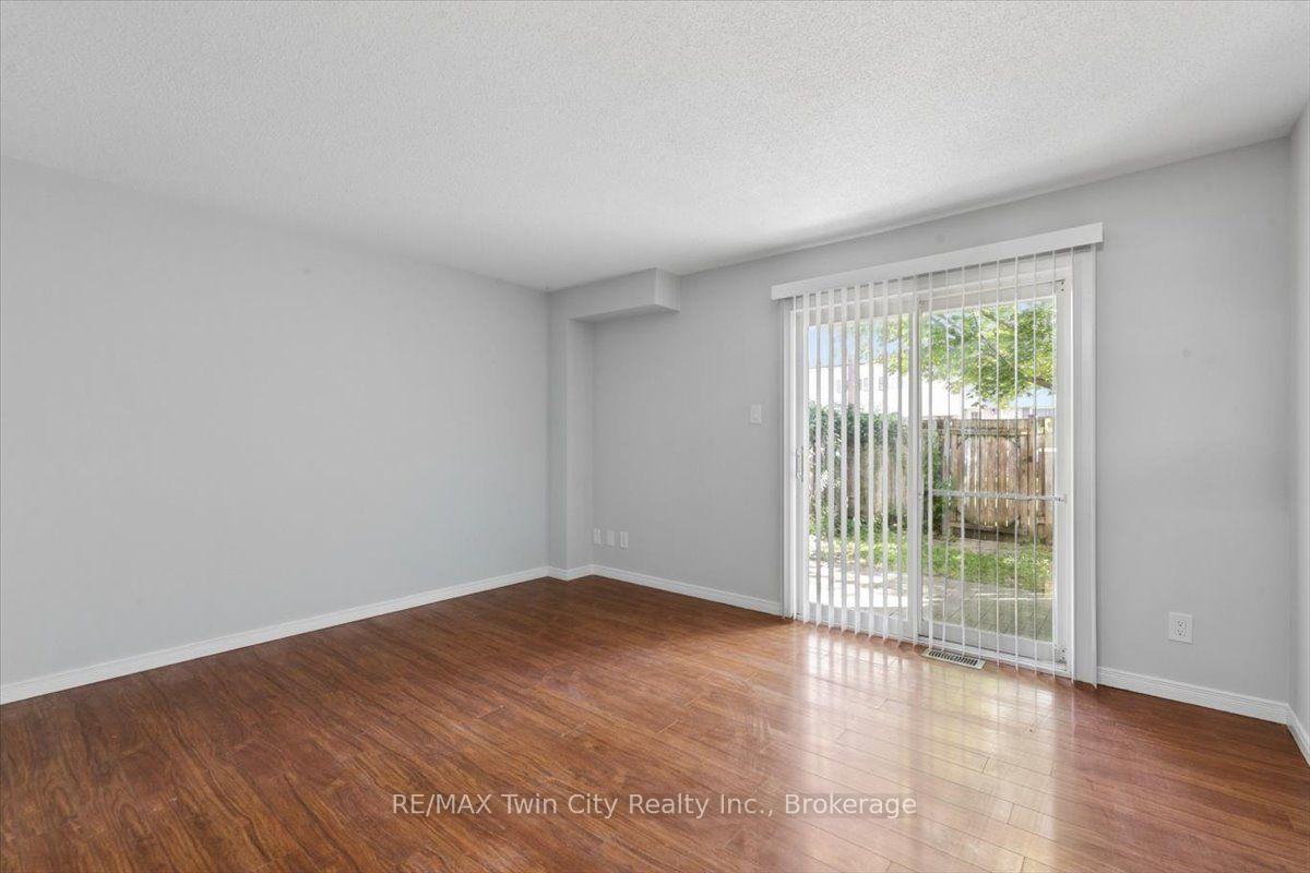 Photo 21 of Unit 8, 211 Veronica Drive, Kitchener, Centreville Chicopee — HOMEH