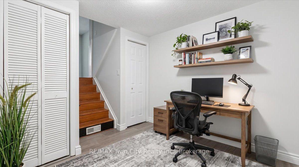Photo 23 of Unit 8, 211 Veronica Drive, Kitchener, Centreville Chicopee — HOMEH
