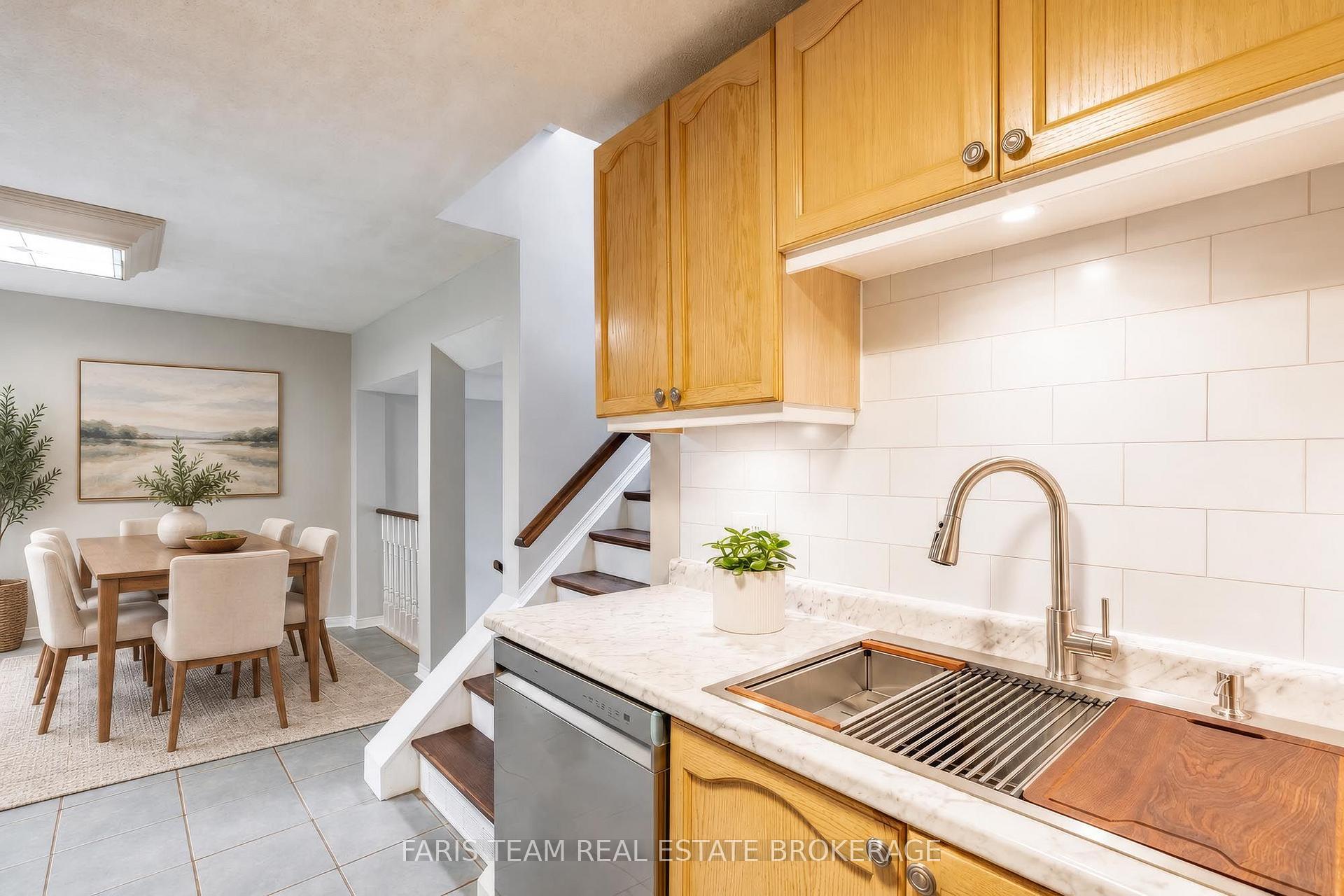 Photo 6 of 41 Seymour Crescent, Barrie, Holly — HOMEH