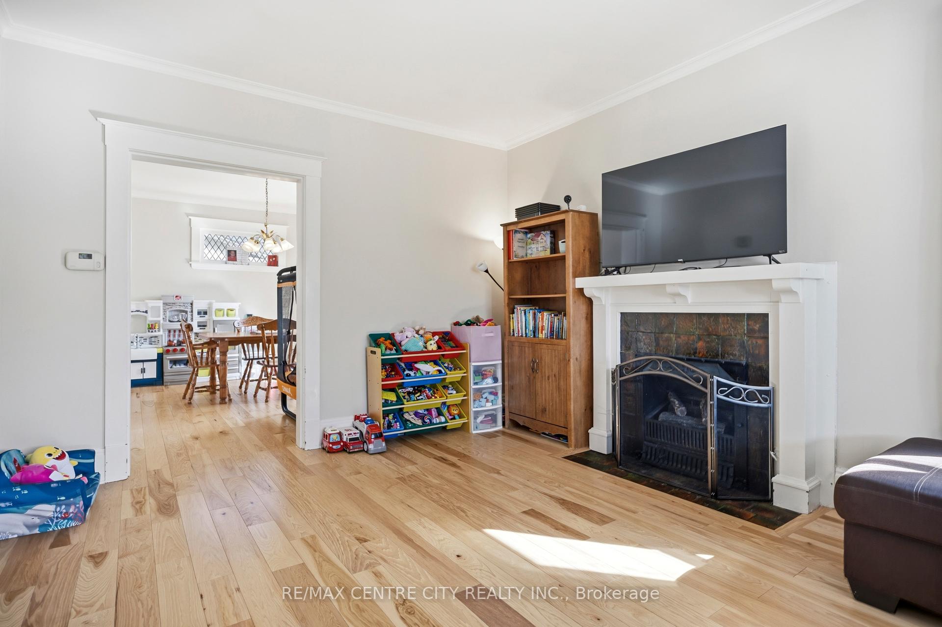 Photo 11 of 3 Margaret Street, St. Thomas — HOMEH
