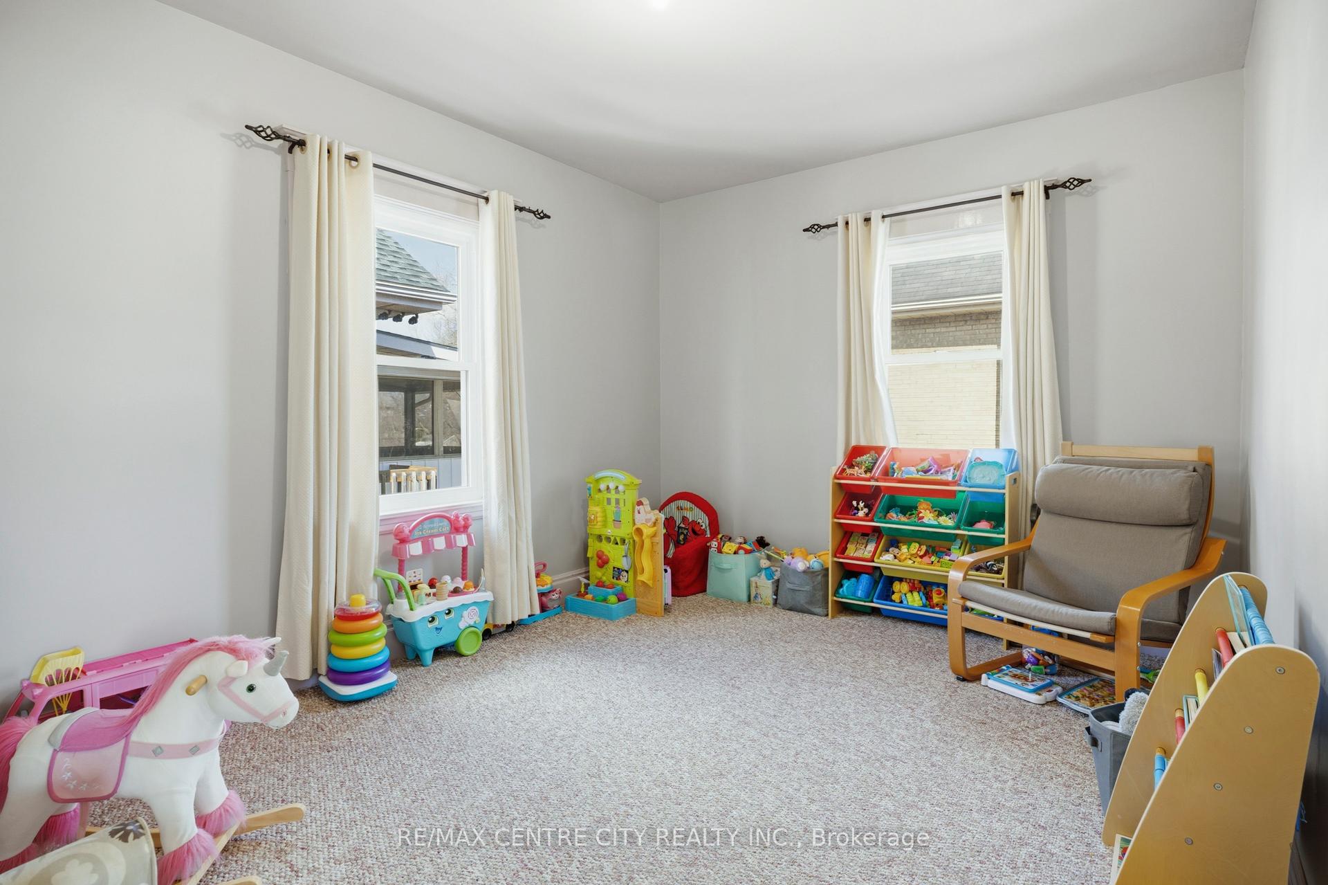 Photo 18 of 3 Margaret Street, St. Thomas — HOMEH
