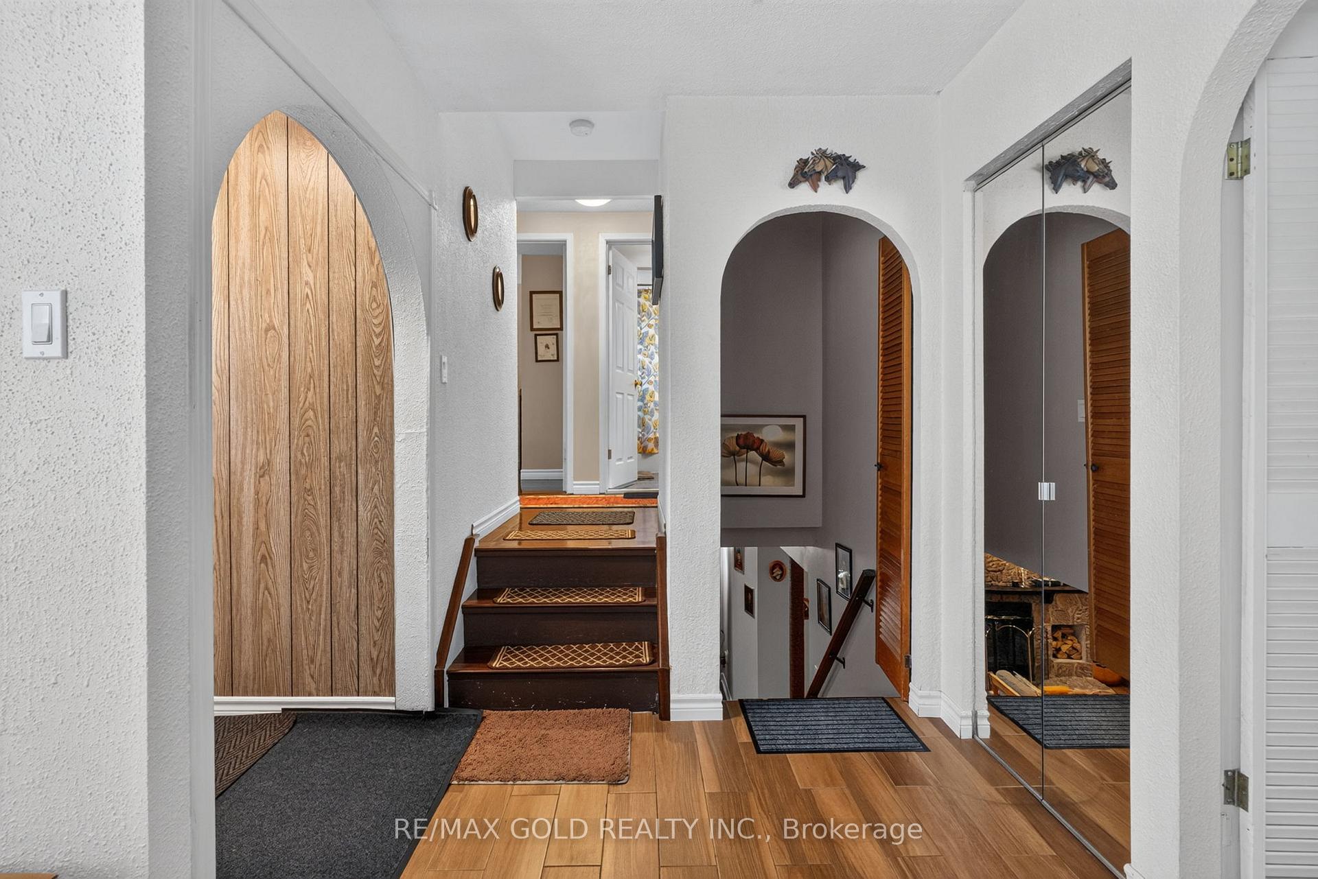 Photo 37 of 129 Folkstone Crescent, Brampton, Southgate — HOMEH