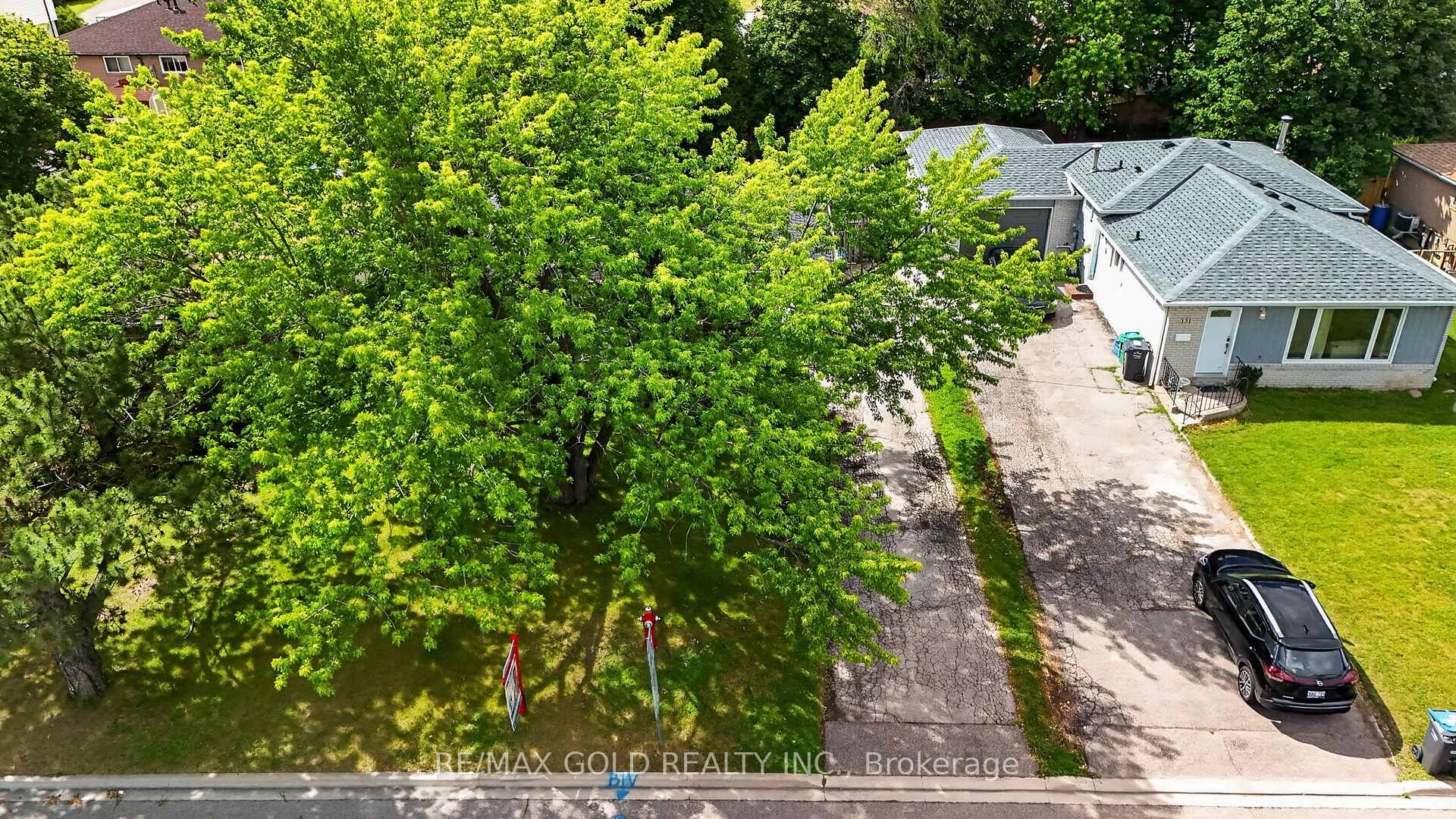 Photo 85 of 129 Folkstone Crescent, Brampton, Southgate — HOMEH