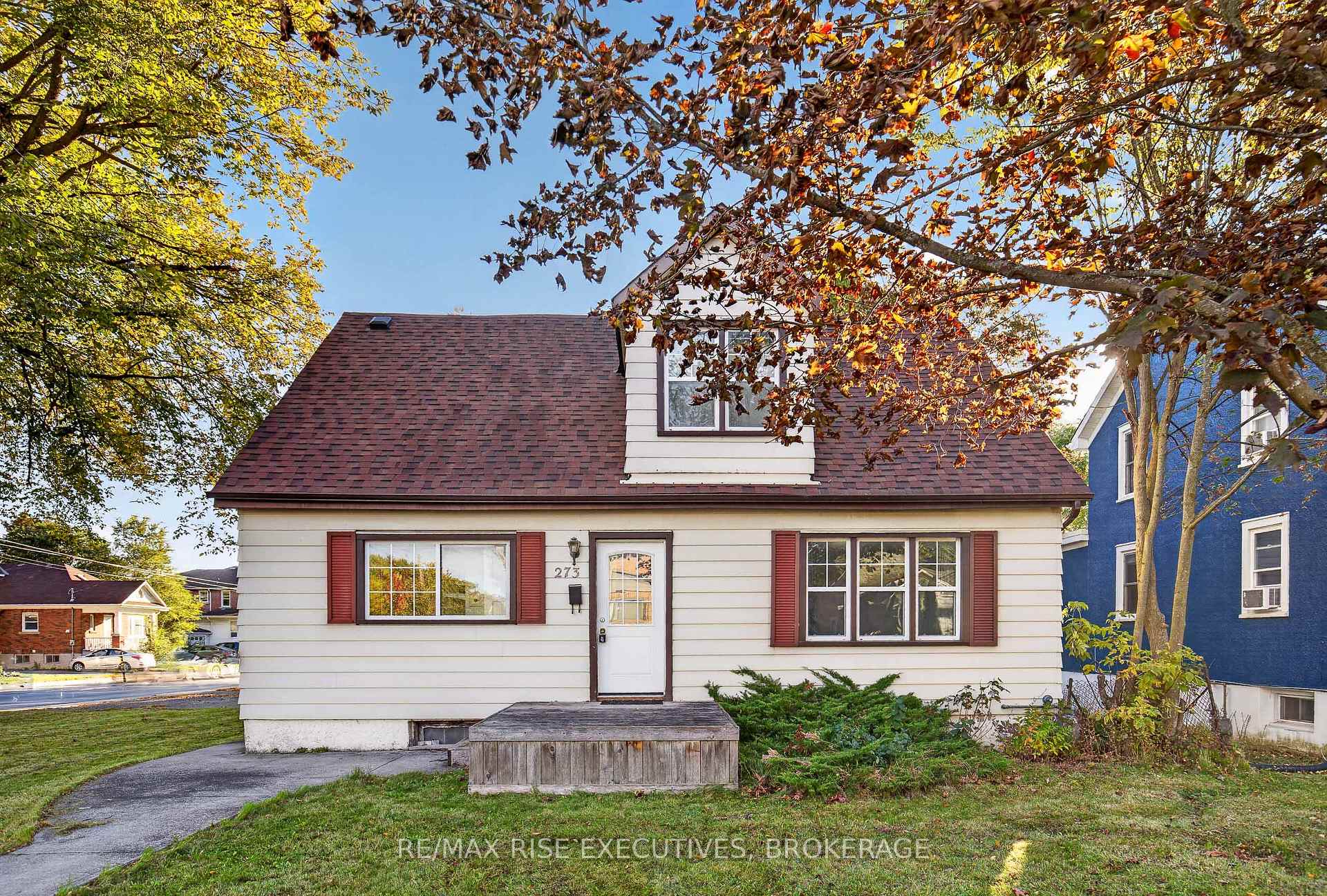 Photo of 273 College Street