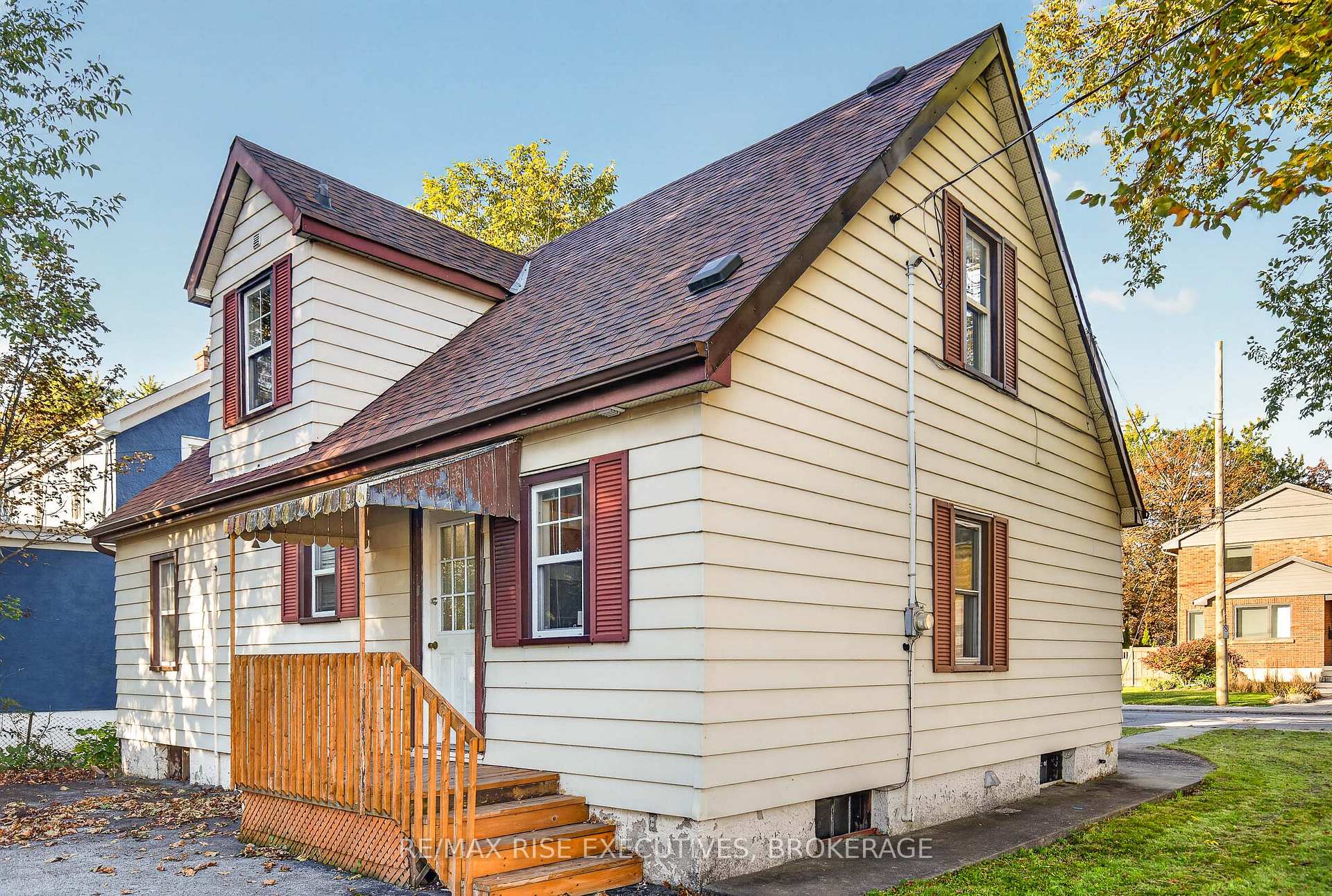 Photo 8 of 273 College Street, Kingston, Central City East — HOMEH