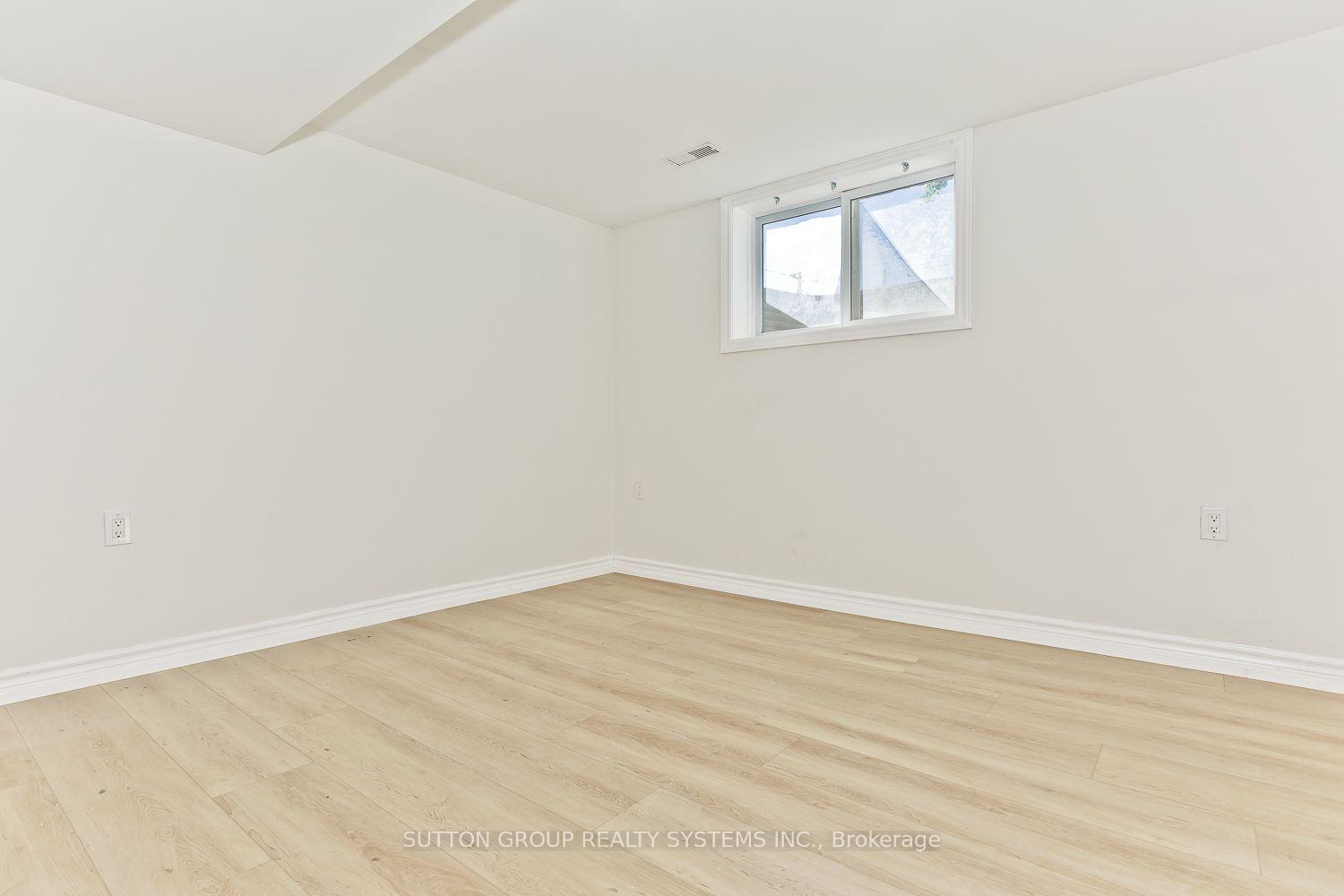 Photo 11 of (BASEMENT) 40 Jacobson Avenue, St. Catharines, Glendale/Glenridge — HOMEH