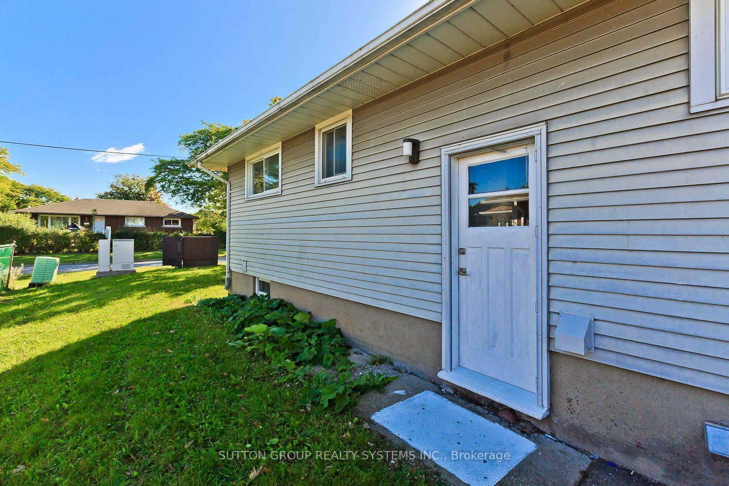 Photo 15 of (BASEMENT) 40 Jacobson Avenue, St. Catharines, Glendale/Glenridge — HOMEH
