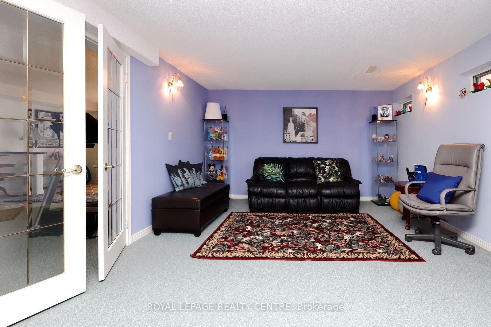 Photo 32 of 5680 Oldcastle Crescent, Mississauga, East Credit — HOMEH