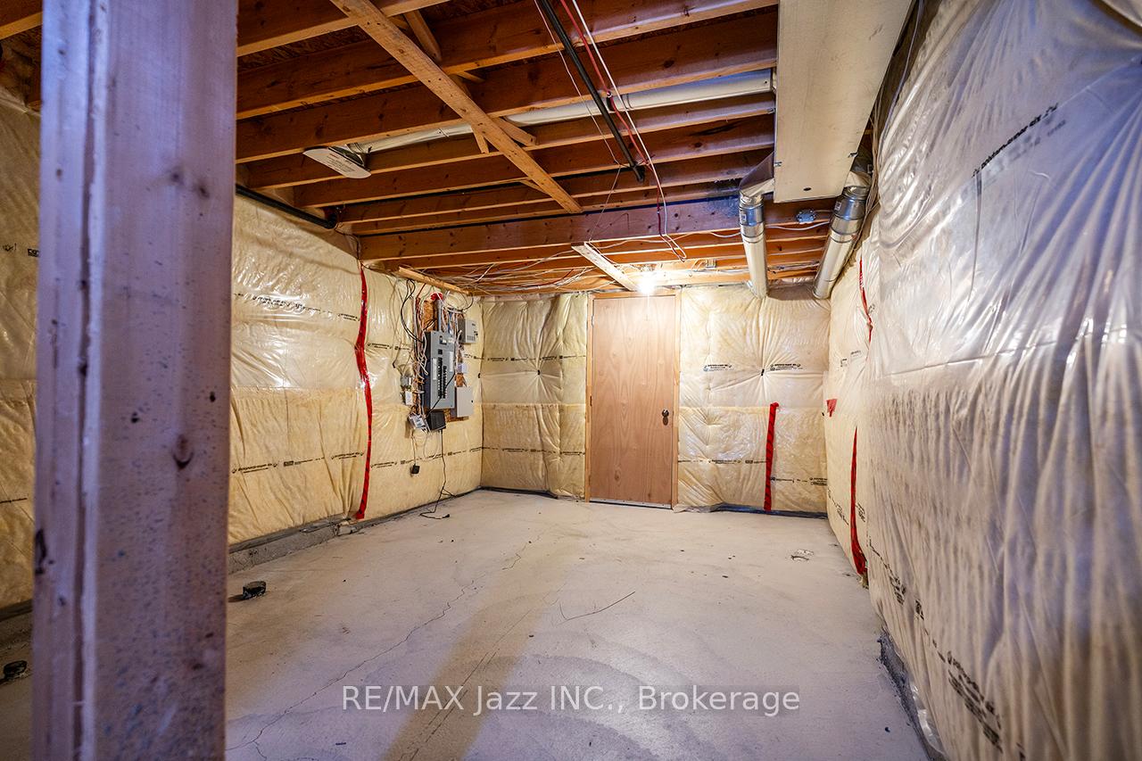 Photo 36 of 30 Lloydminster Avenue, Ajax, Central East — HOMEH