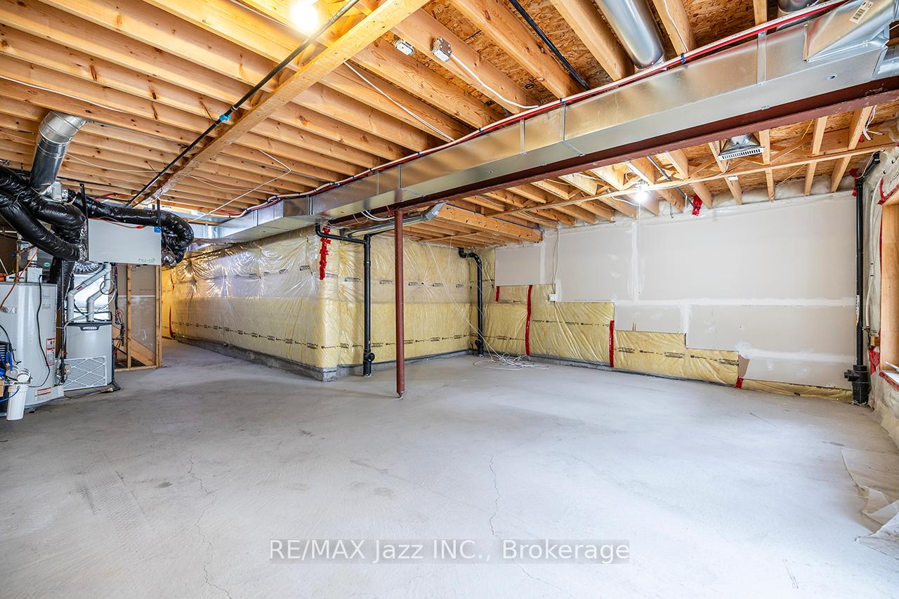 Photo 41 of 30 Lloydminster Avenue, Ajax, Central East — HOMEH