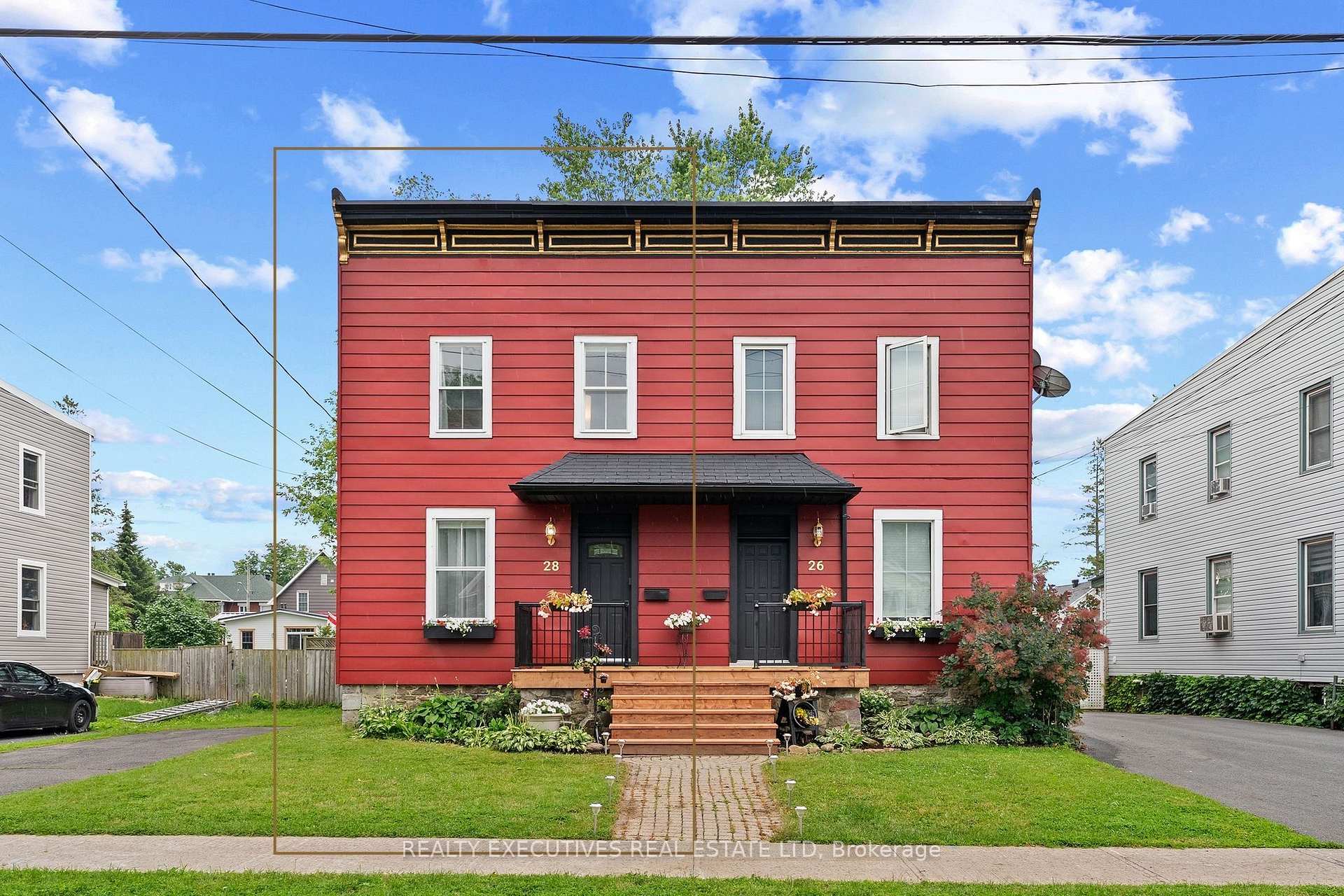 Photo 2 of 28 5th Street E, Cornwall, Cornwall — HOMEH