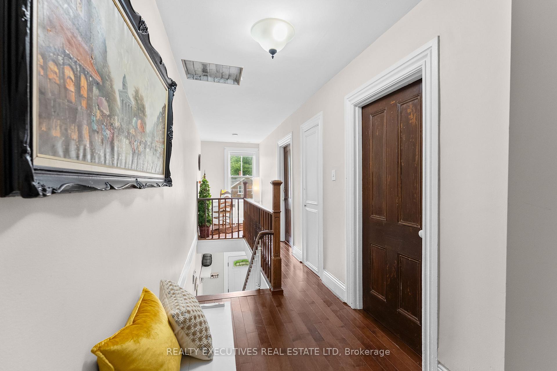 Photo 15 of 28 5th Street E, Cornwall, Cornwall — HOMEH