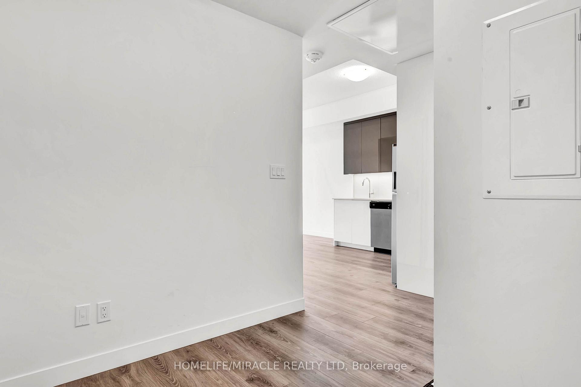 Photo 12 of Unit 1313, 60 Frederick Street, Kitchener, Civic Centre — HOMEH