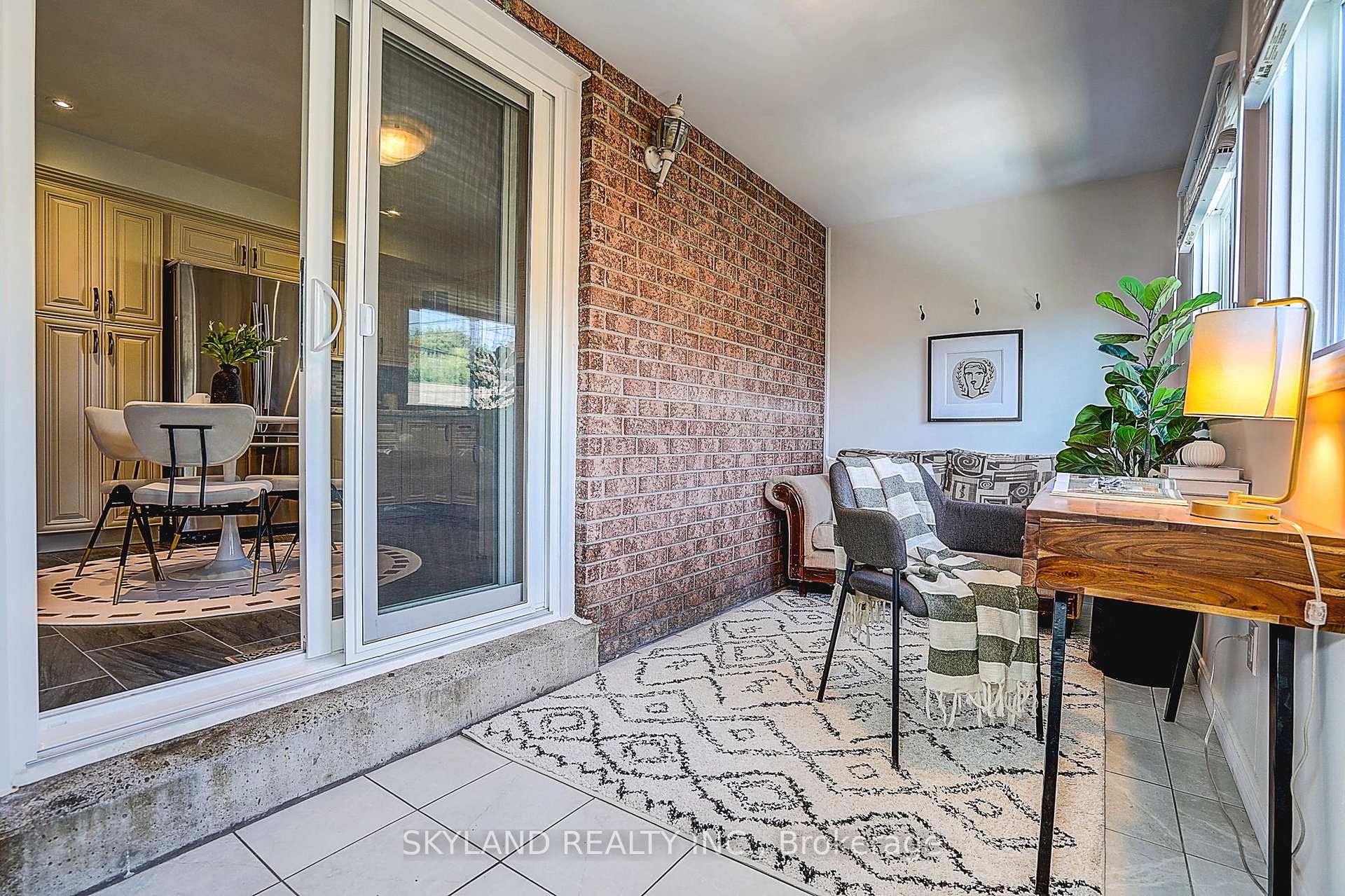 Photo 16 of 759 Shaw Street, Toronto, Dovercourt-Wallace Emerson-Junction — HOMEH
