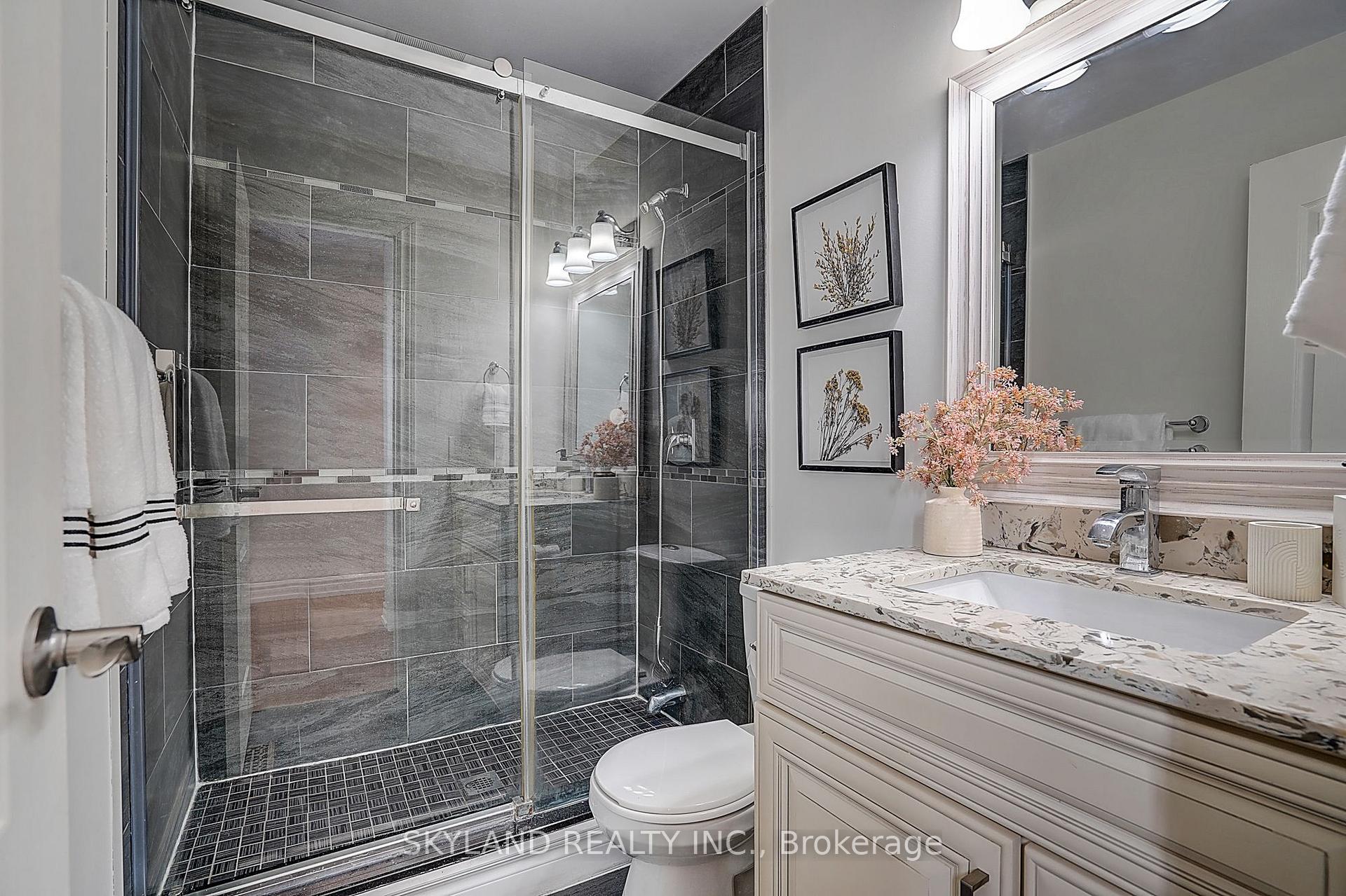 Photo 18 of 759 Shaw Street, Toronto, Dovercourt-Wallace Emerson-Junction — HOMEH