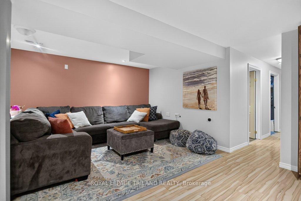 Photo 26 of 32 Sanders Court, St. Thomas — HOMEH