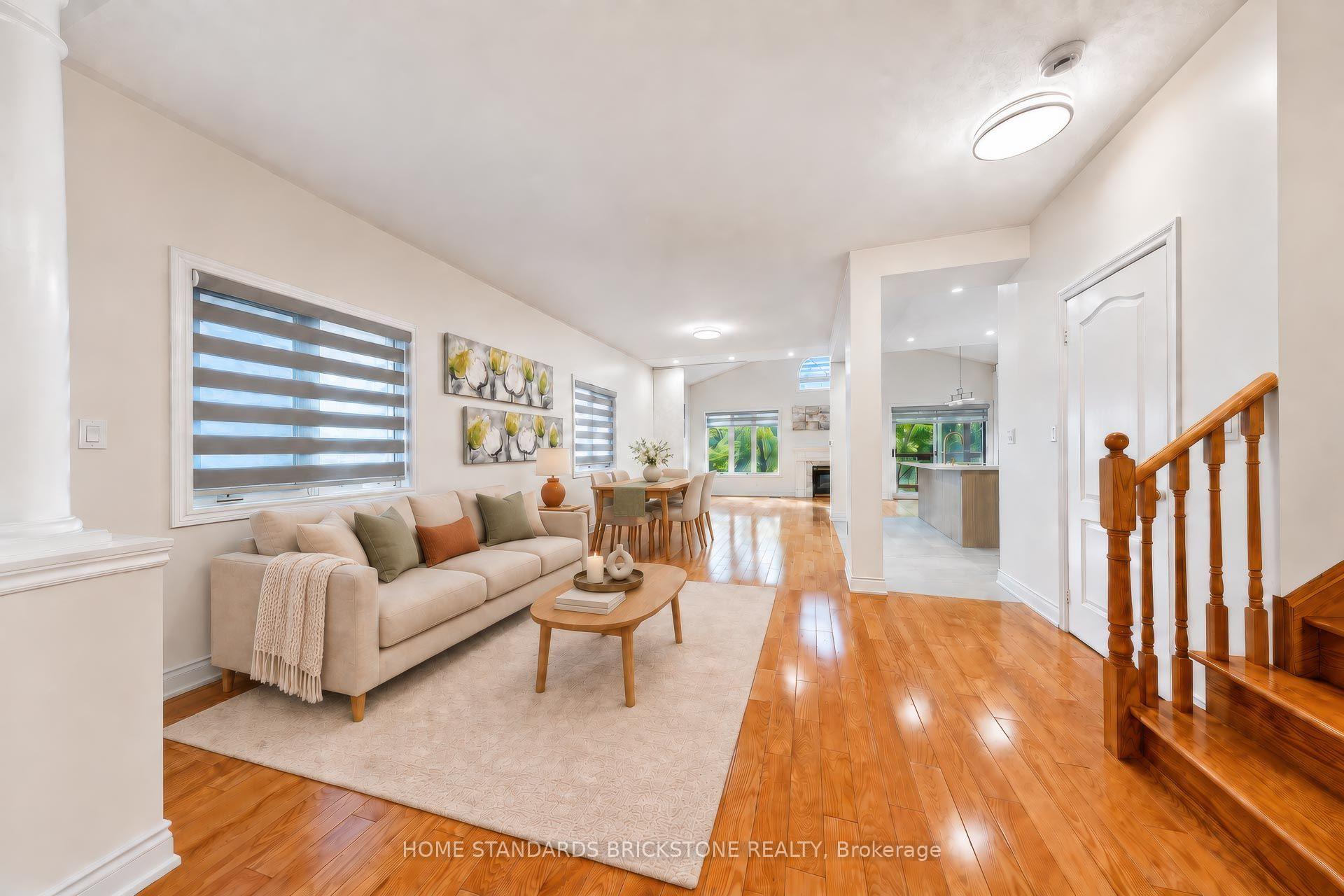 Photo 3 of 46 Monastery Lane, Scarborough, Clairlea-Birchmount — HOMEH