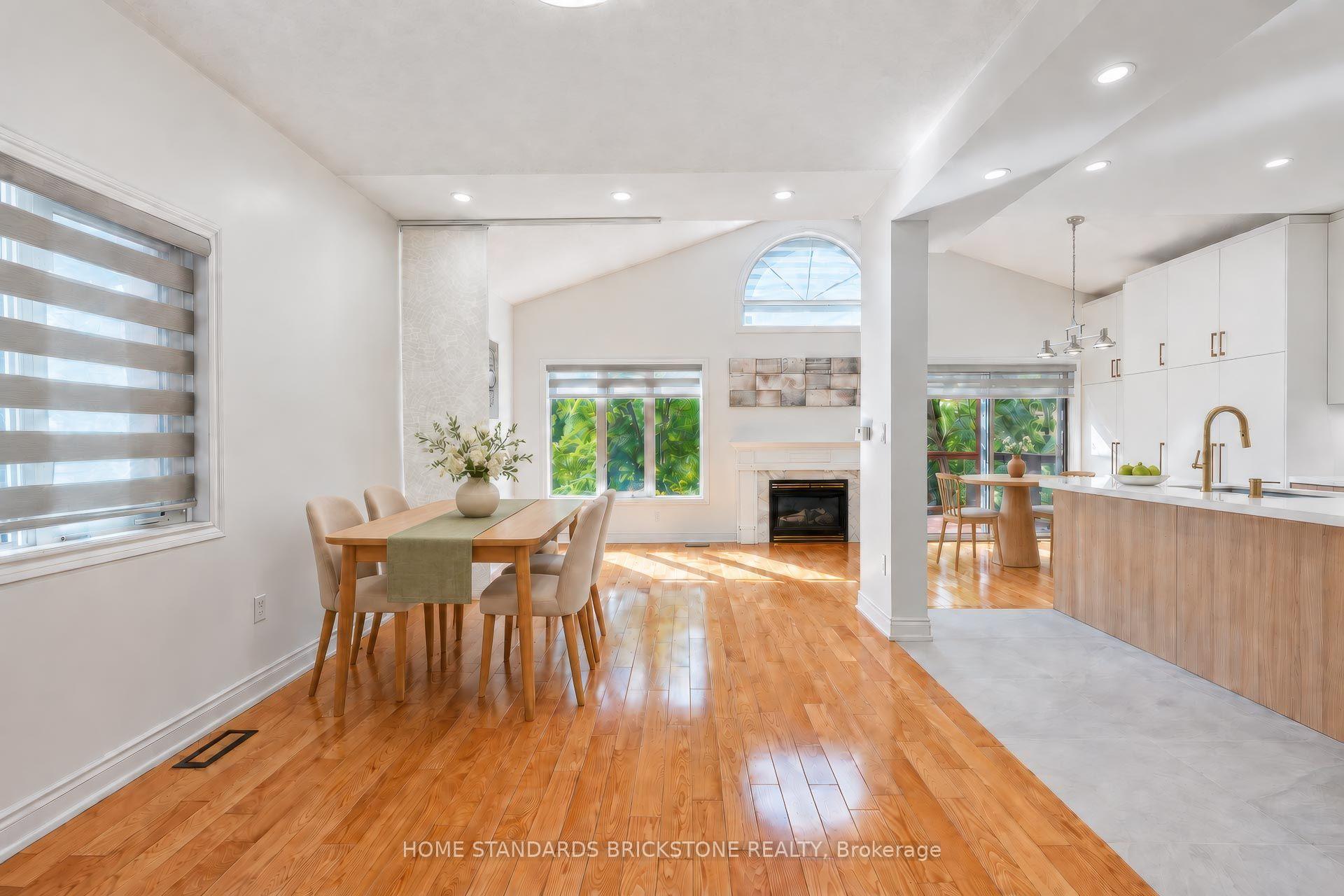 Photo 5 of 46 Monastery Lane, Scarborough, Clairlea-Birchmount — HOMEH
