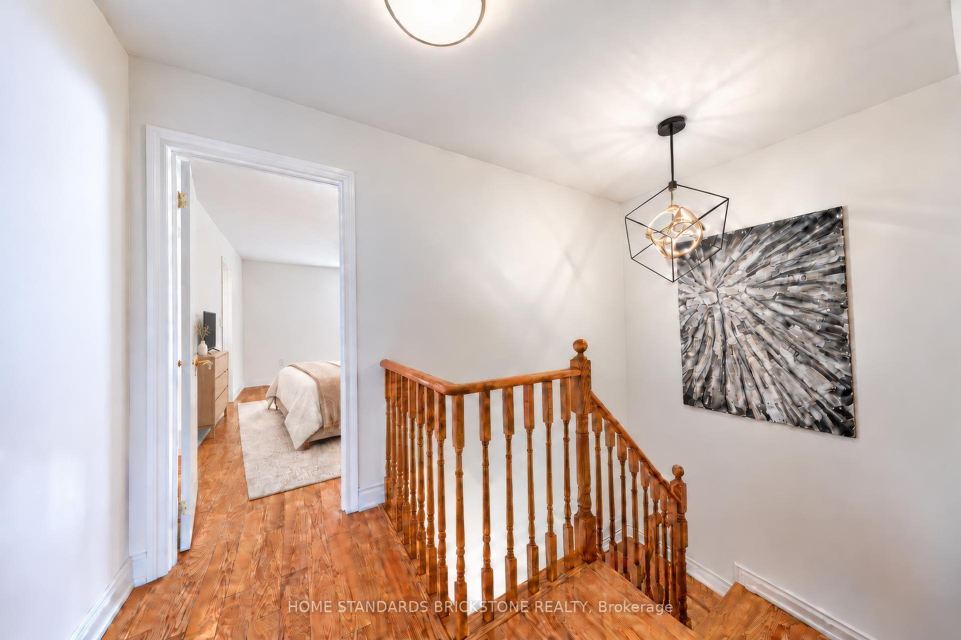 Photo 21 of 46 Monastery Lane, Scarborough, Clairlea-Birchmount — HOMEH